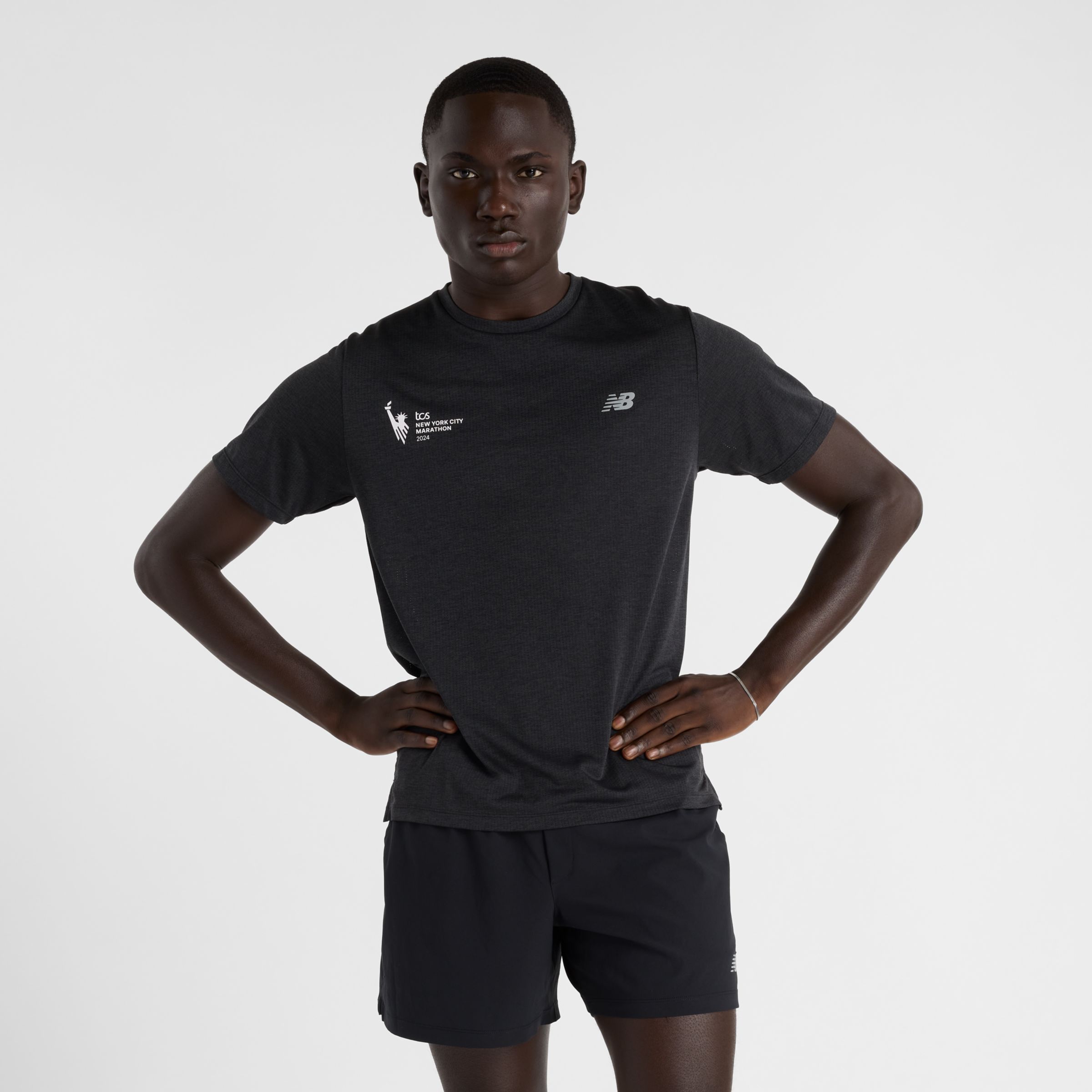 

New Balance Men's NYC Marathon Athletics T-Shirt Black - Black