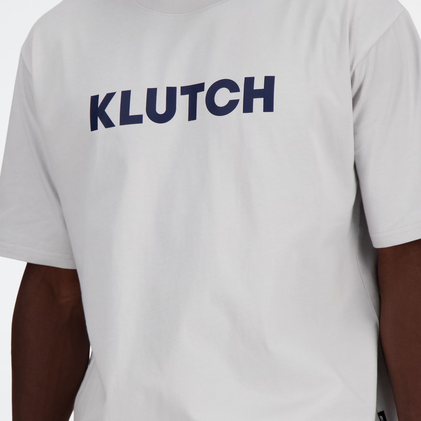 Мужская футболка New Balance Klutch X NB Short Sleeve, цвет: Серый — фото 5