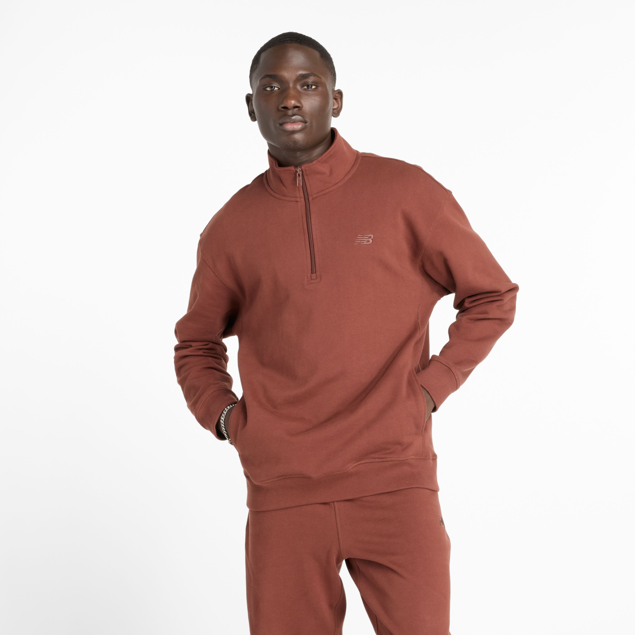 

New Balance Men's Athletics Fleece 1/2 Zip Brown - Brown