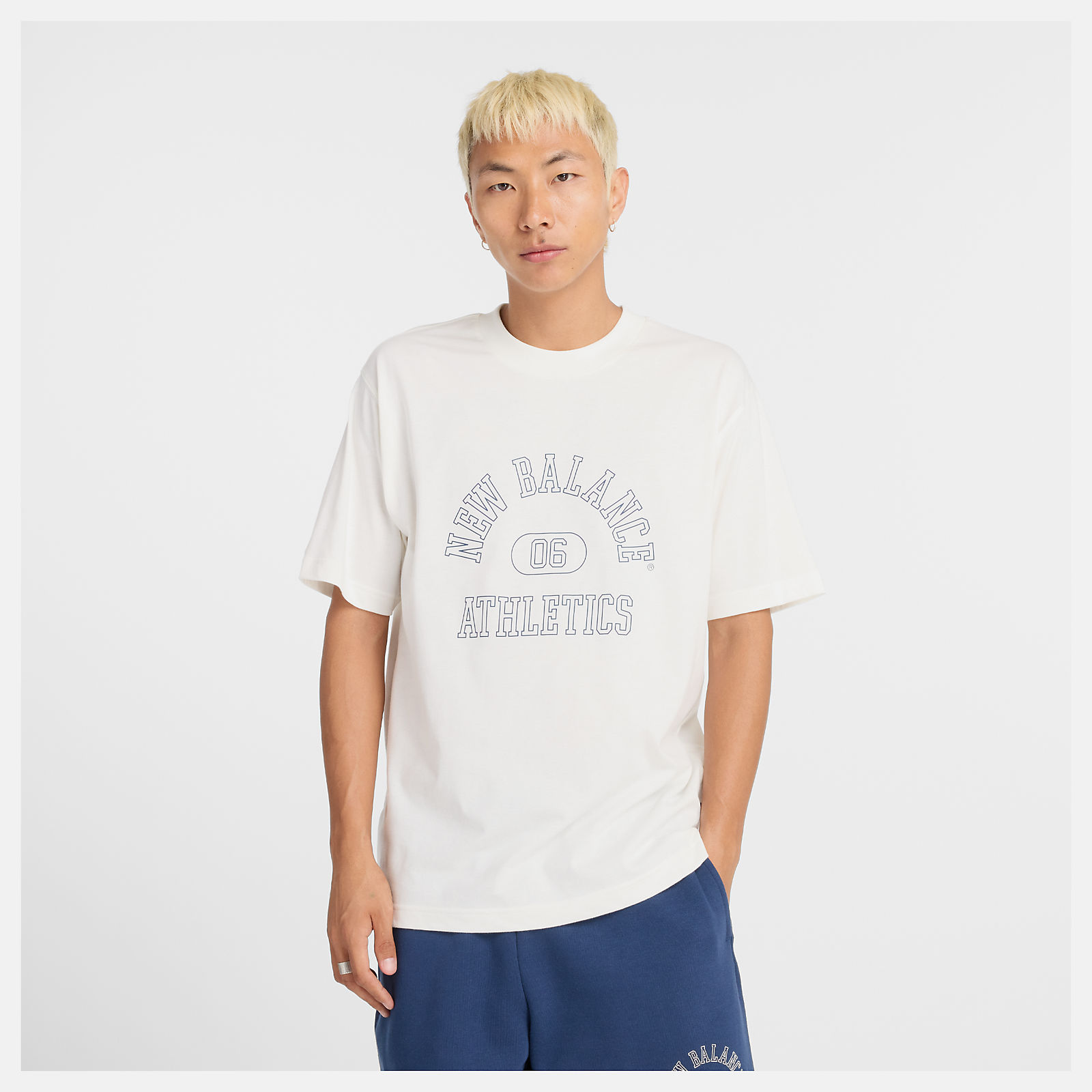 Men's Graphic T-Shirt Lifestyle - New Balance Men's Graphic T-Shirt Lifestyle - New Balance