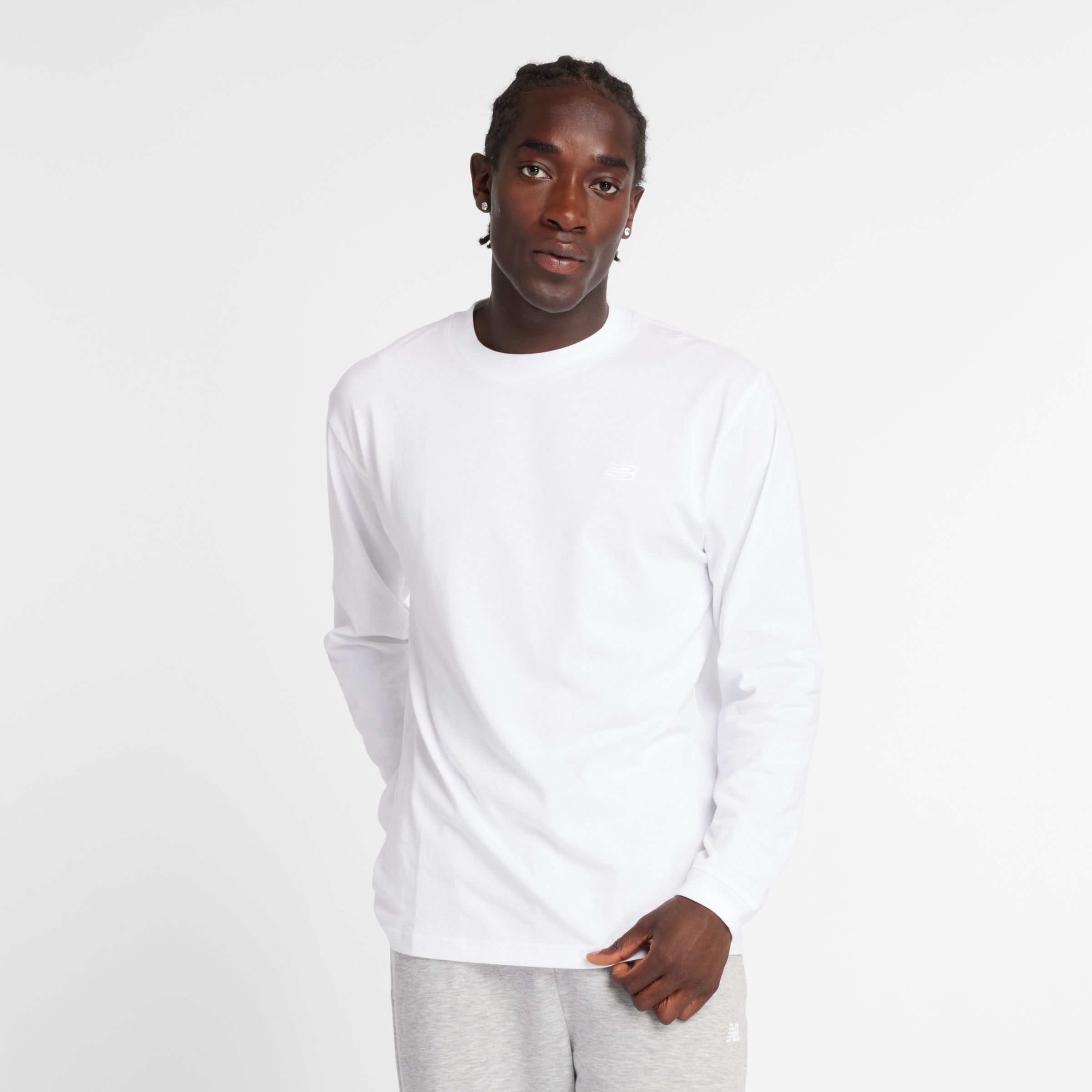 New Balance Men's Athletics Cotton Long Sleeve in White Cotton Jersey, size Large