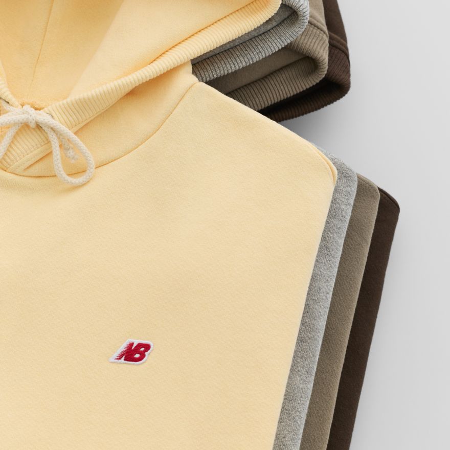 Pull à capuche Core fabriqué aux États-Unis