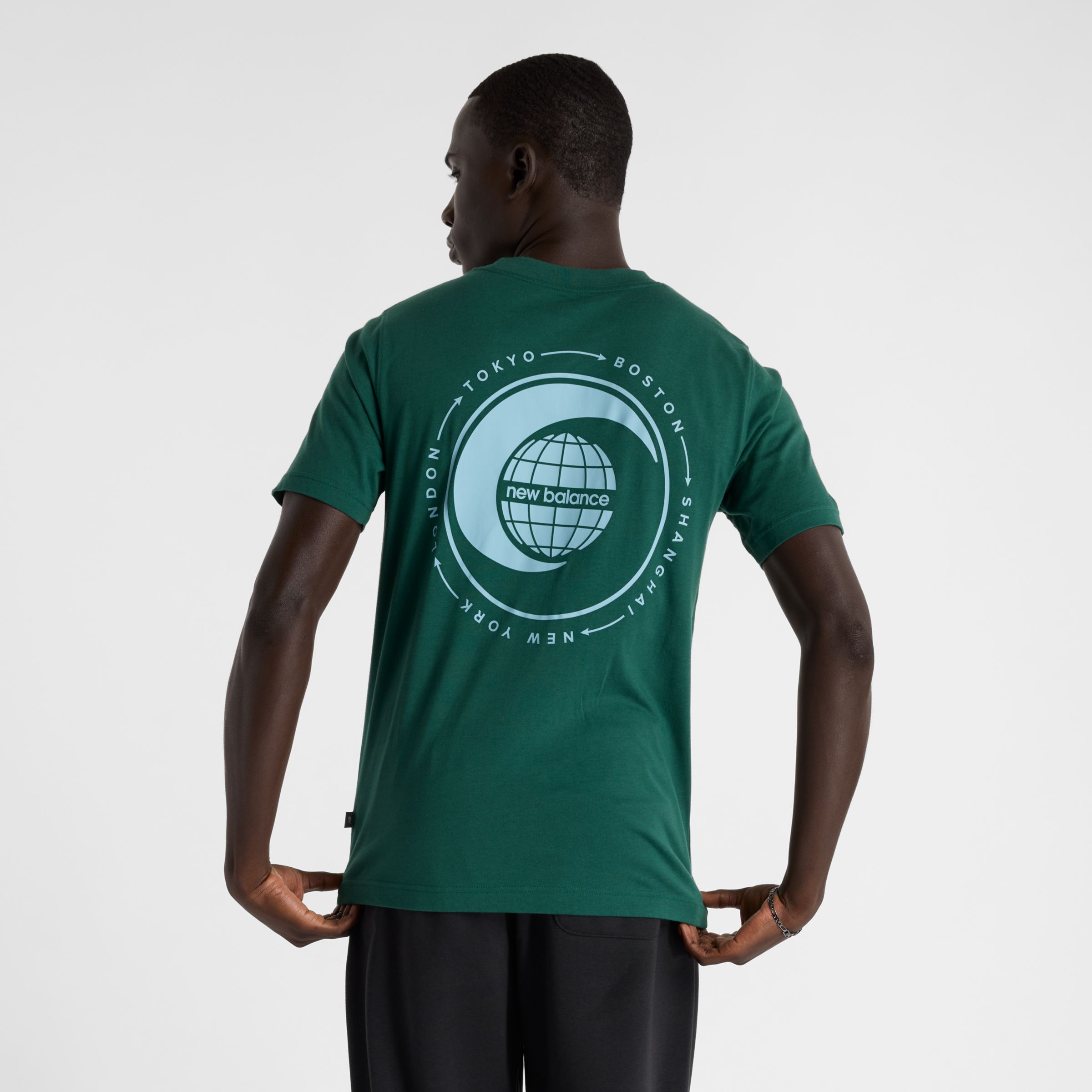 

New Balance Men's Globe T-Shirt Green - Green