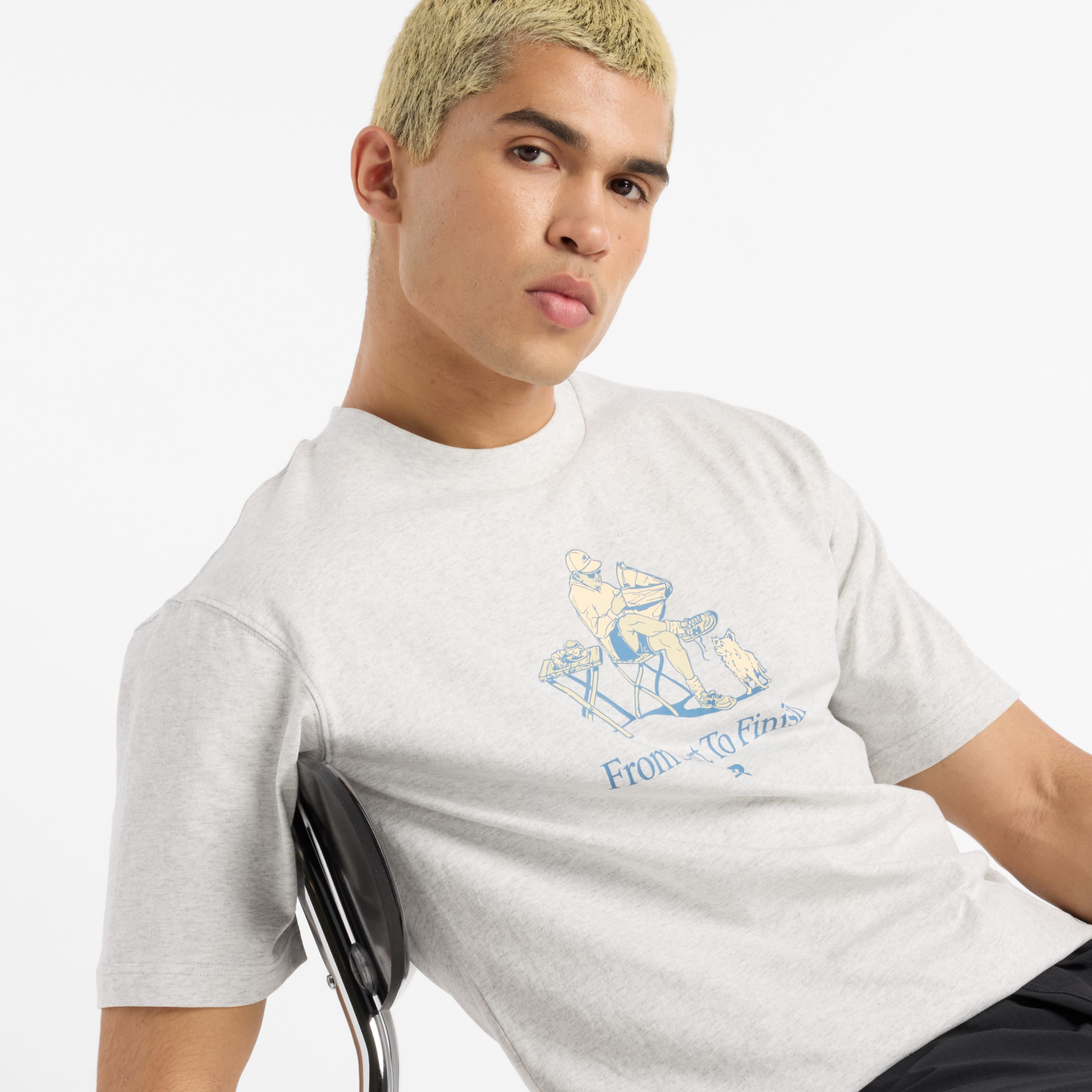 New Balance Men's Cafe T-Shirt in Grey Cotton, size Medium