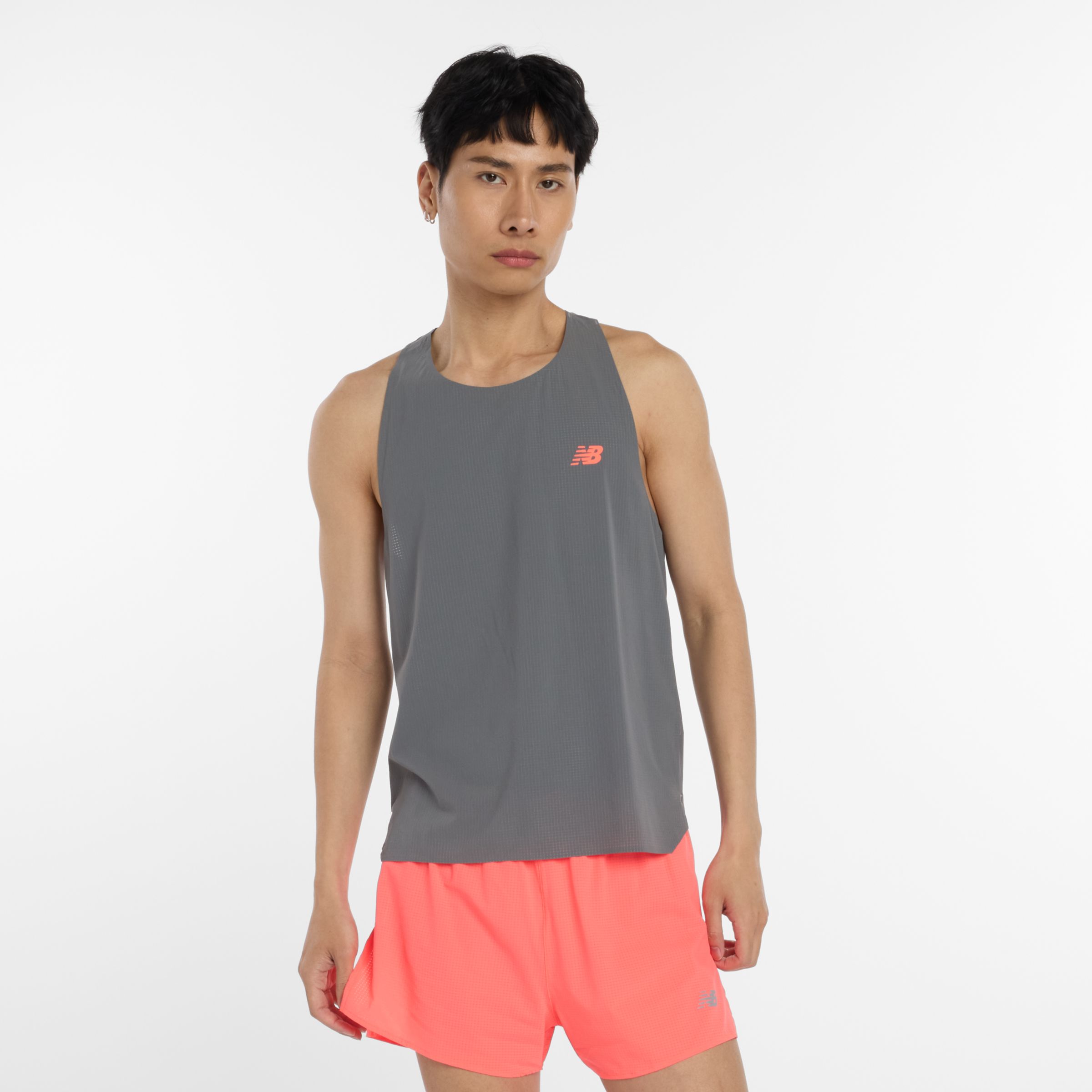New Balance  Män Race Day Ultra Light Singlet i Röd Polywoven