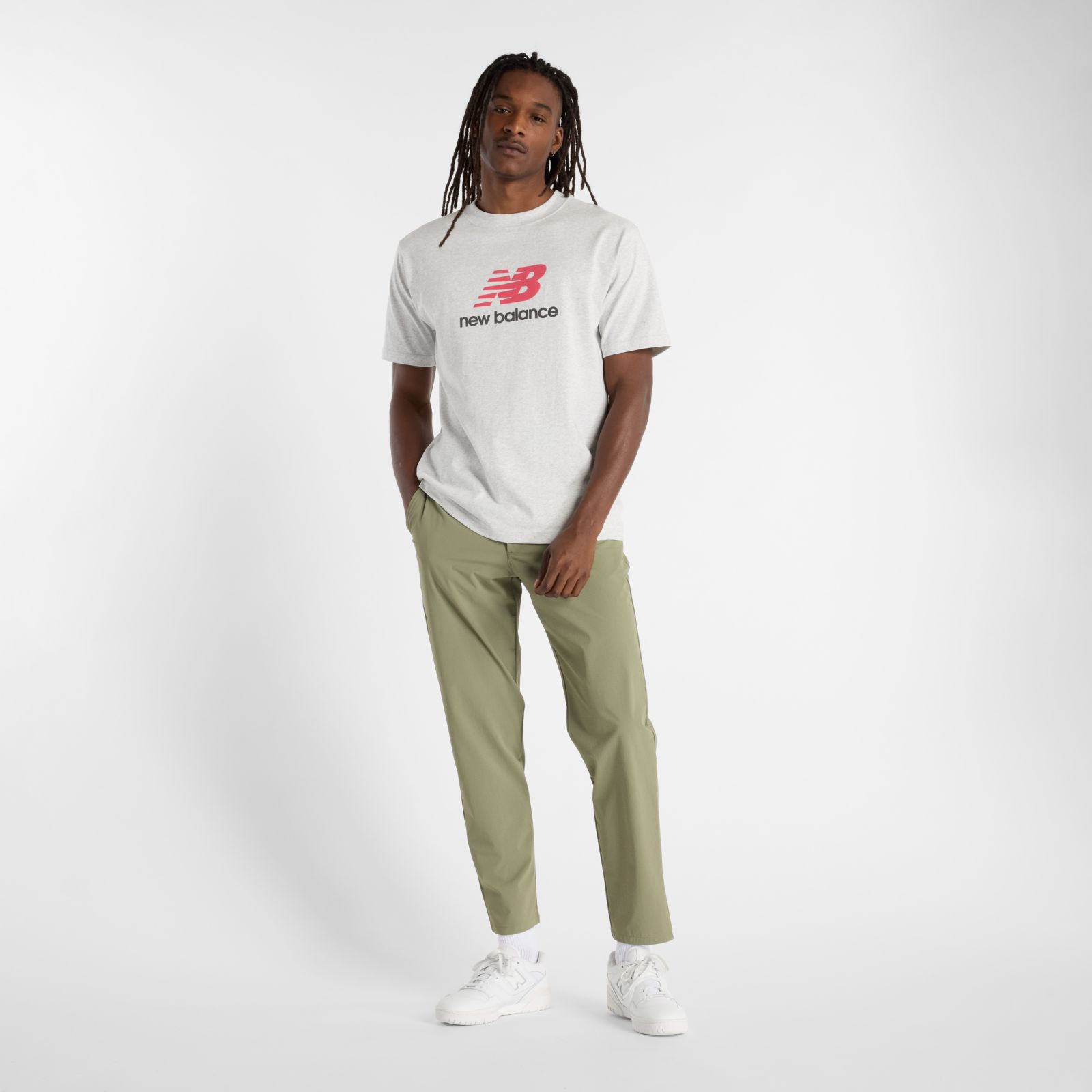 Мужские футболки New Balance Athletics Logo T-Shirt — фото 2