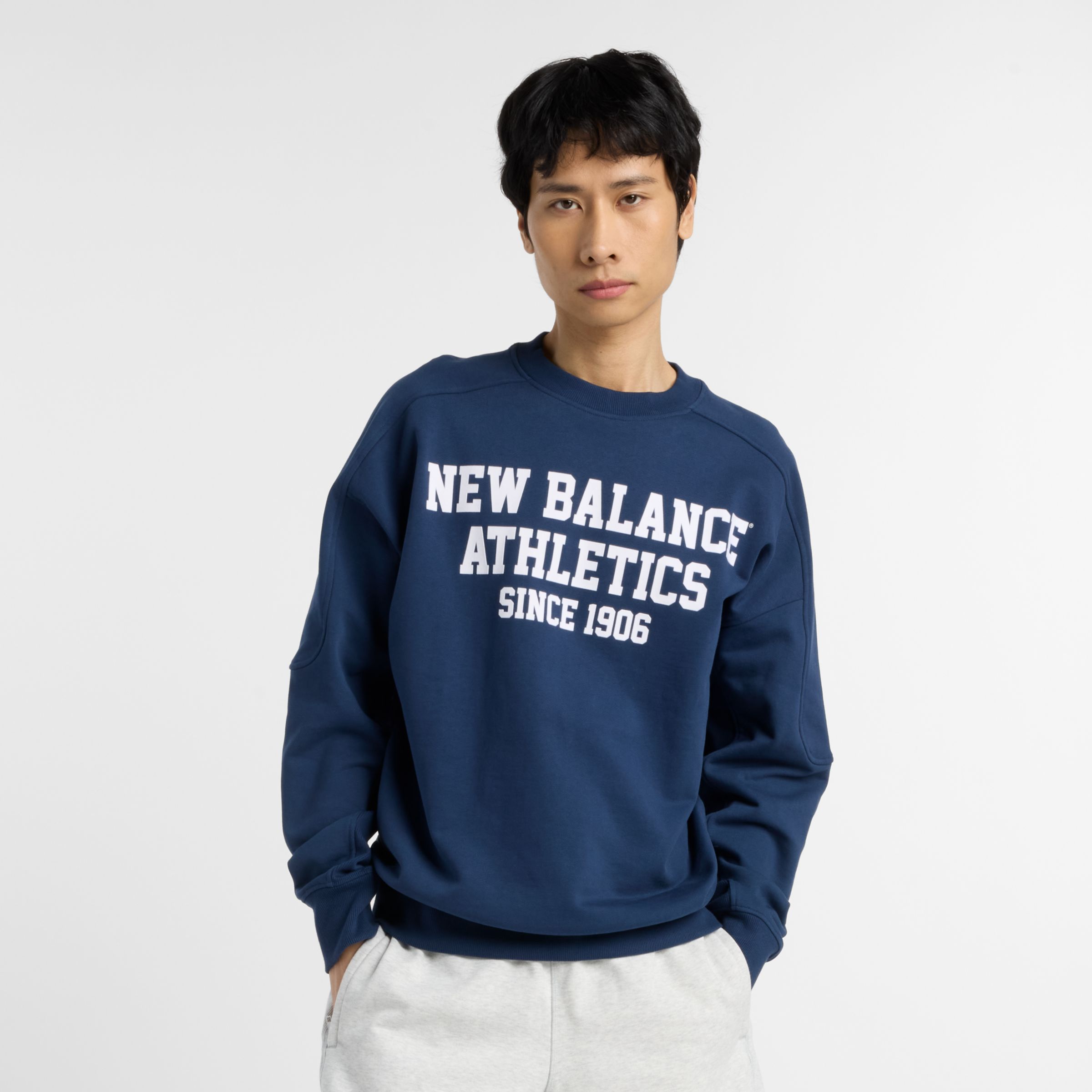 

New Balance Men's Varsity French Terry Graphic Crew Blue - Blue