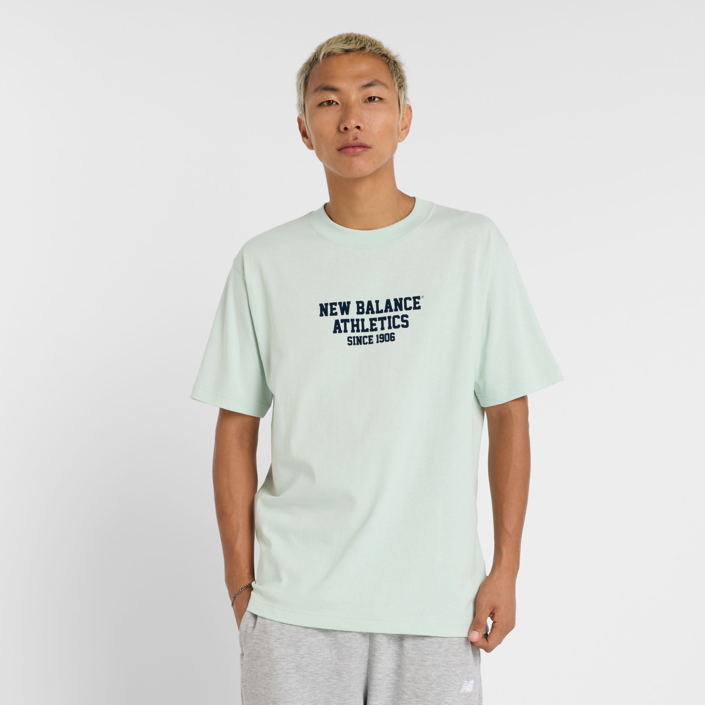 New Balance Uomo Varsity Graphic T-Shirt, Cotone, Taglia S