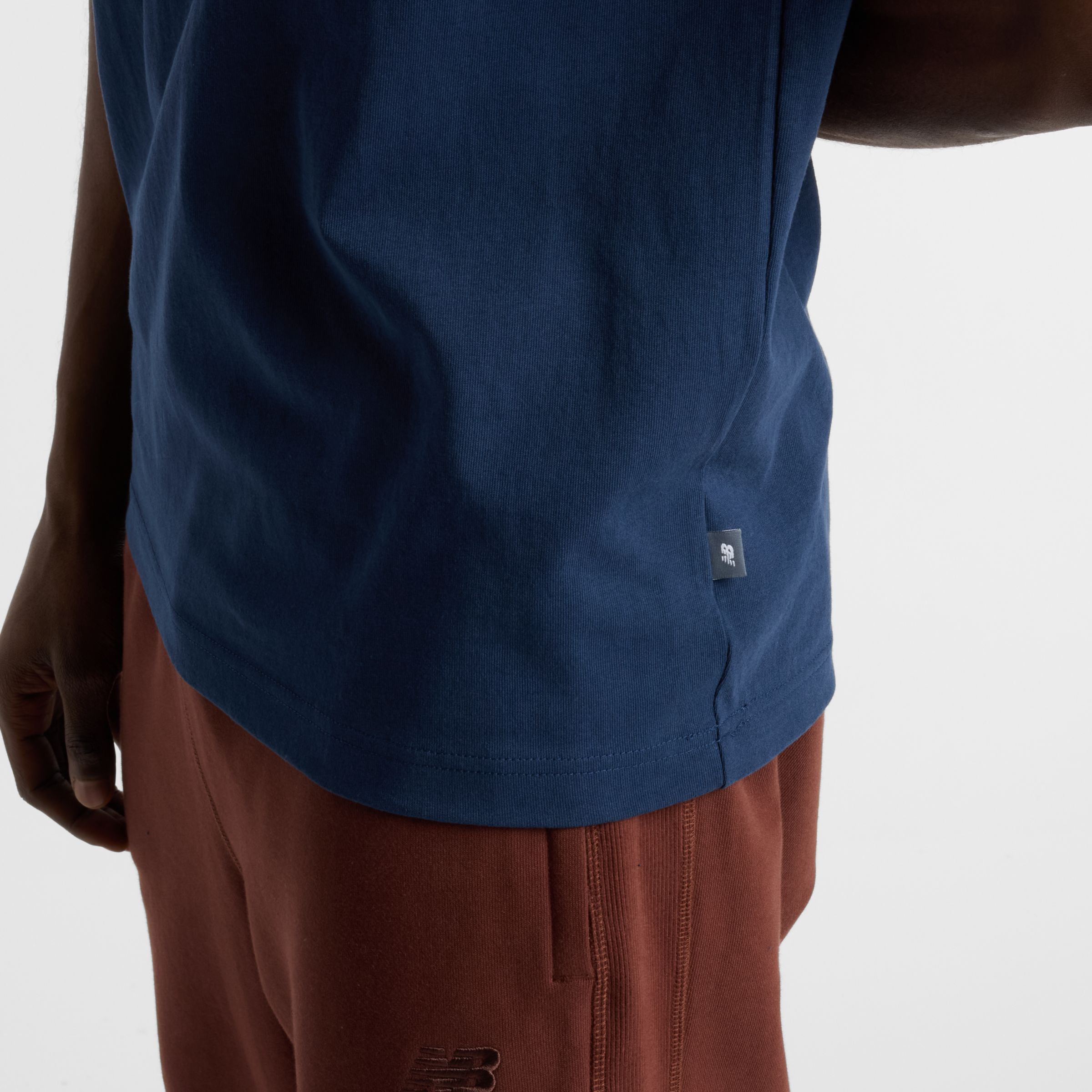 Varsity グラフィックショートスリーブTシャツ