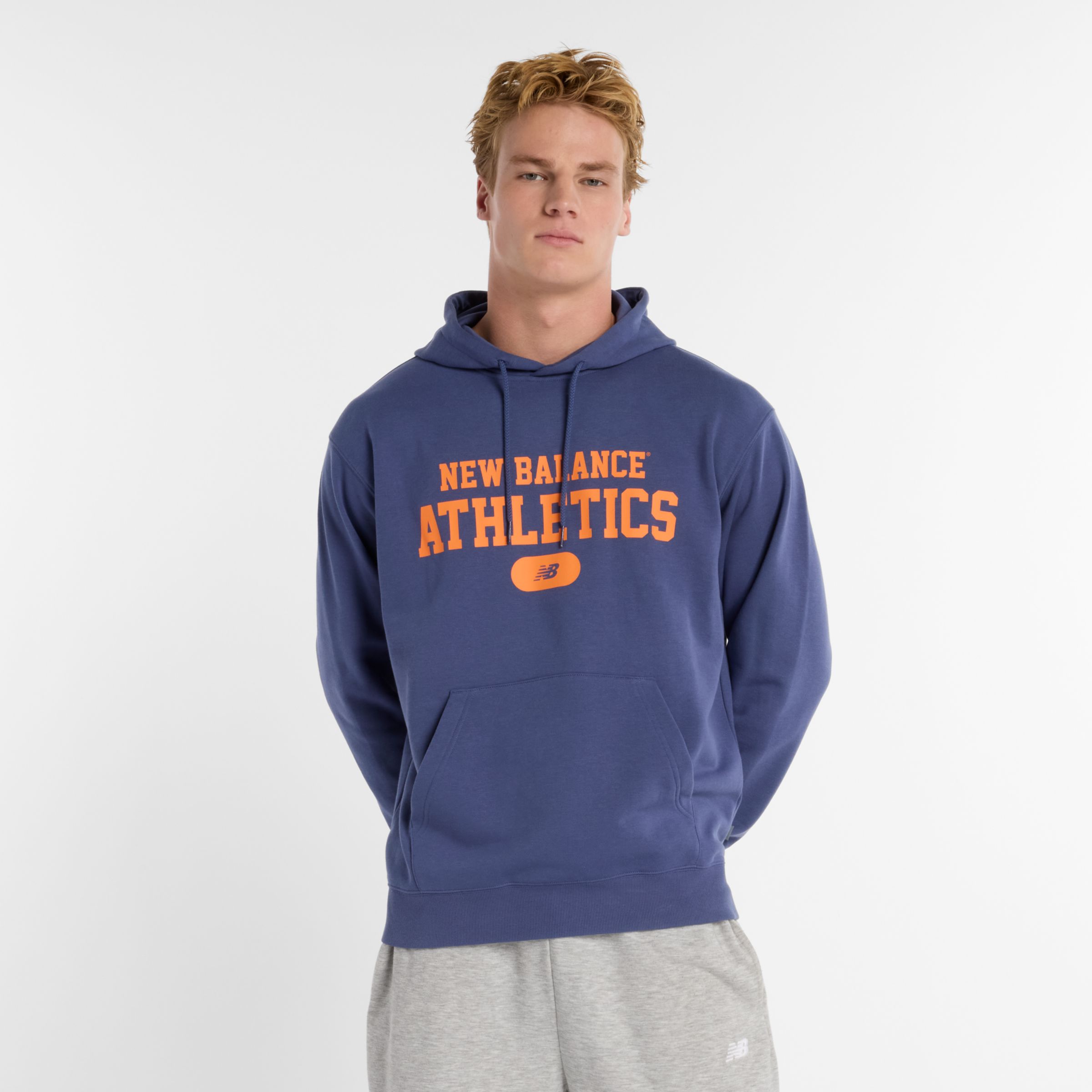 New Balance Homme Heritage French Terry Graphic Hoodie en Bleu, Coton, Taille M