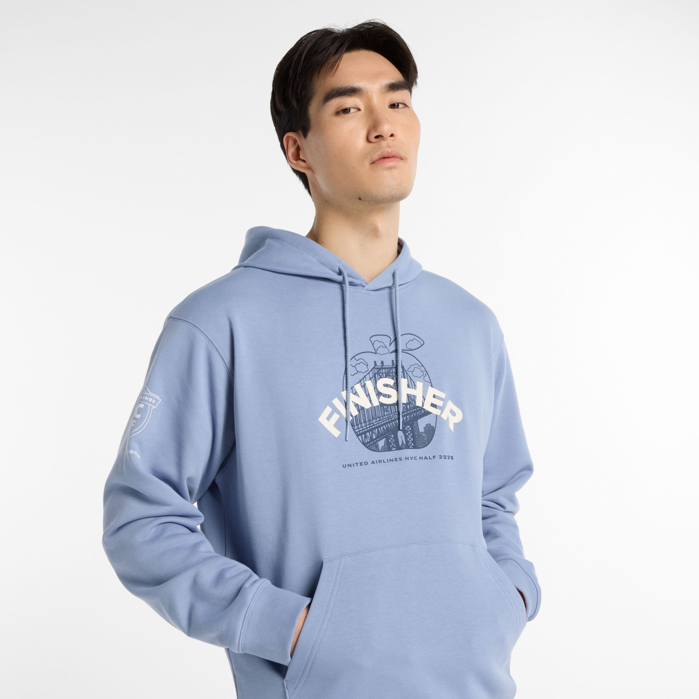 NEW BALANCE MEN'S UNITED AIRLINES NYC HALF FRENCH TERRY FINISHER HOODIE 