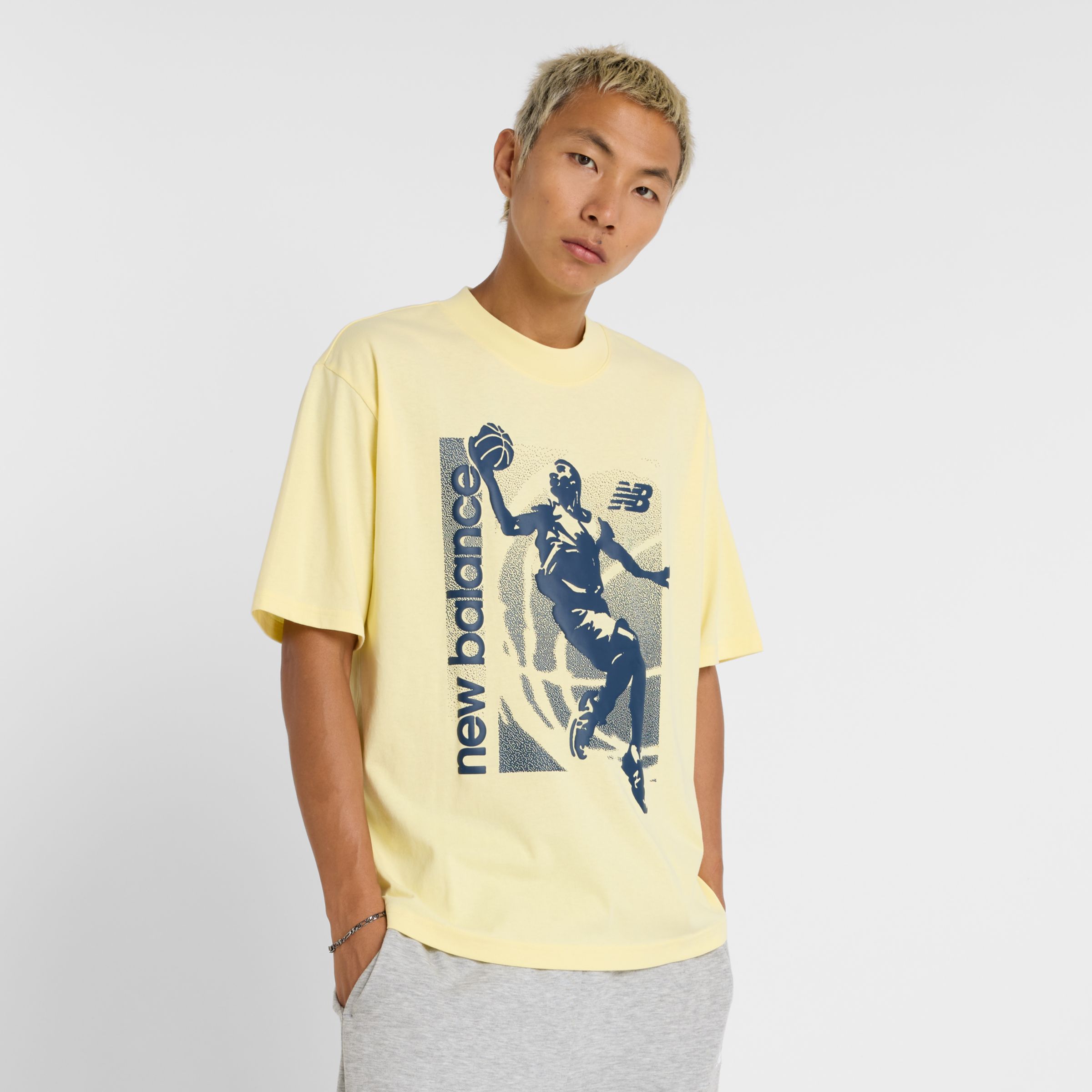 New Balance Men's Hoops Graphic Vintage T-Shirt in Yellow Poly Knit, size Small