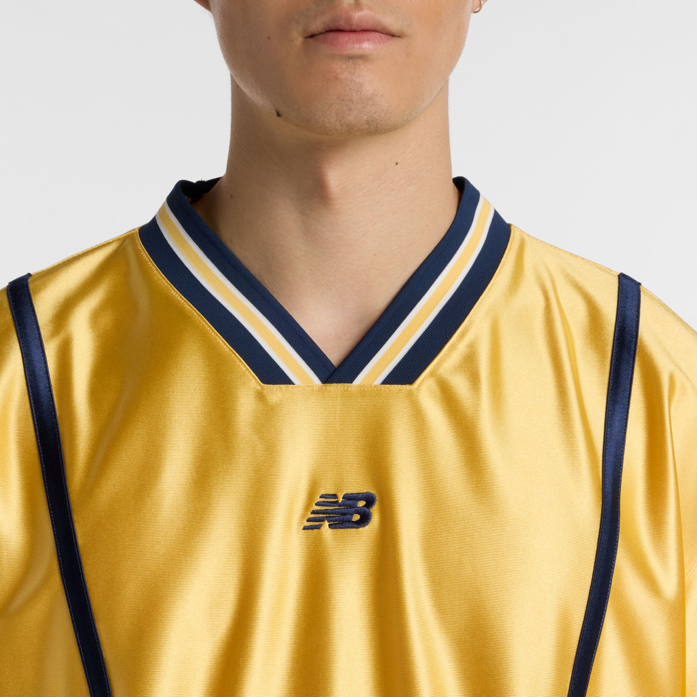 Hoops ショートスリーブシューティングトップ