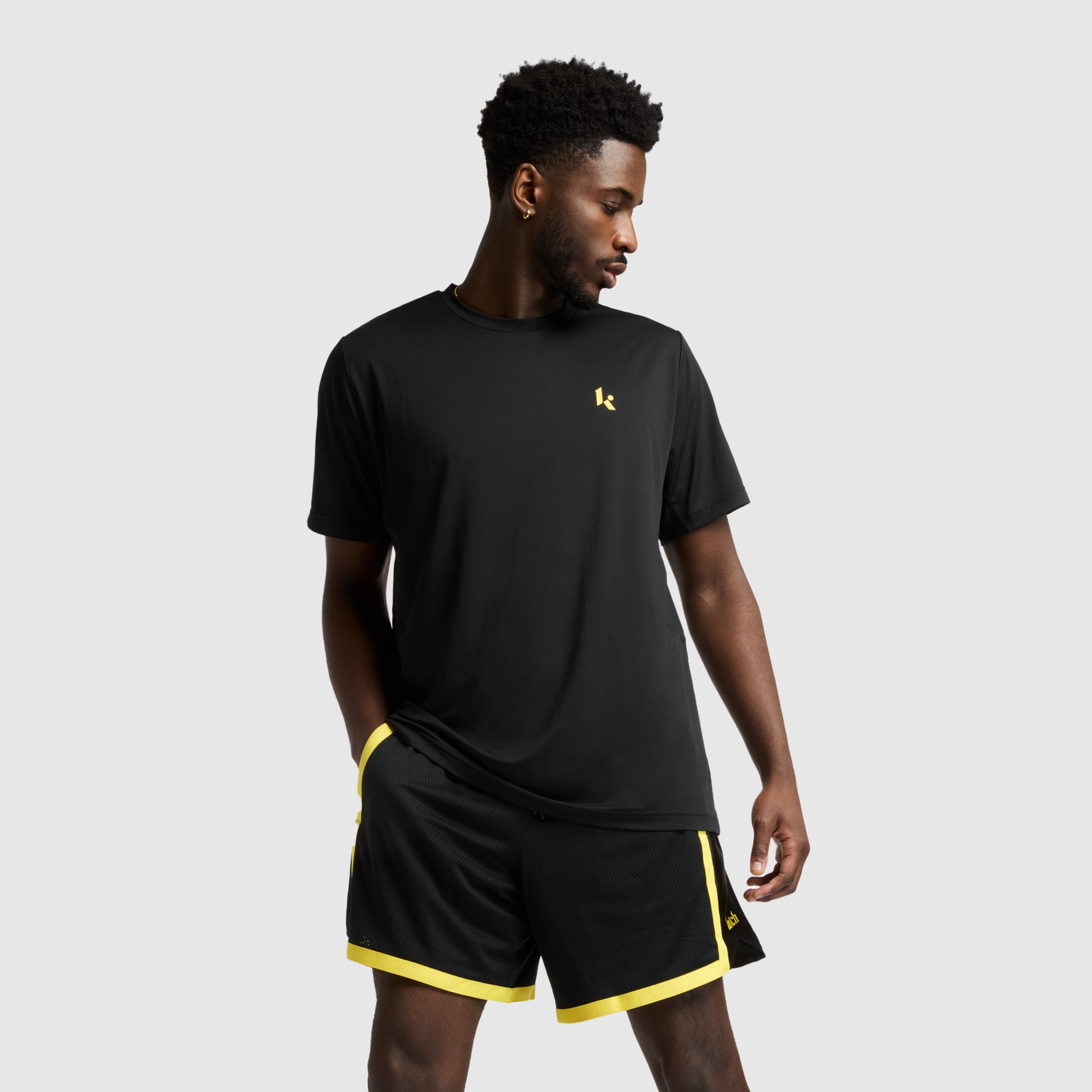 NEW BALANCE MEN'S KLUTCH MEN'S MESH PERFORMANCE T-SHIRT 