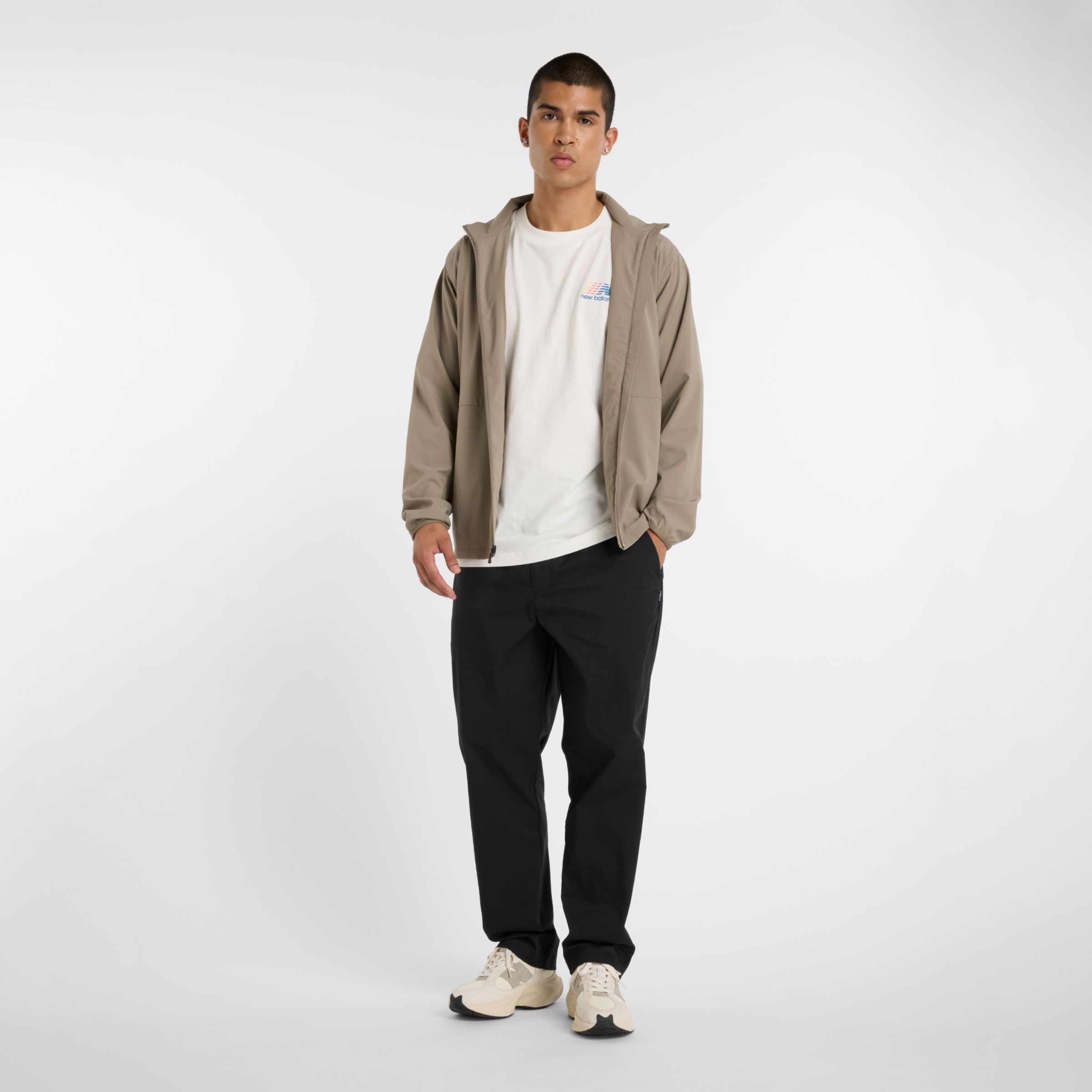 Athletics Multi Color Logo ショートスリーブTシャツ