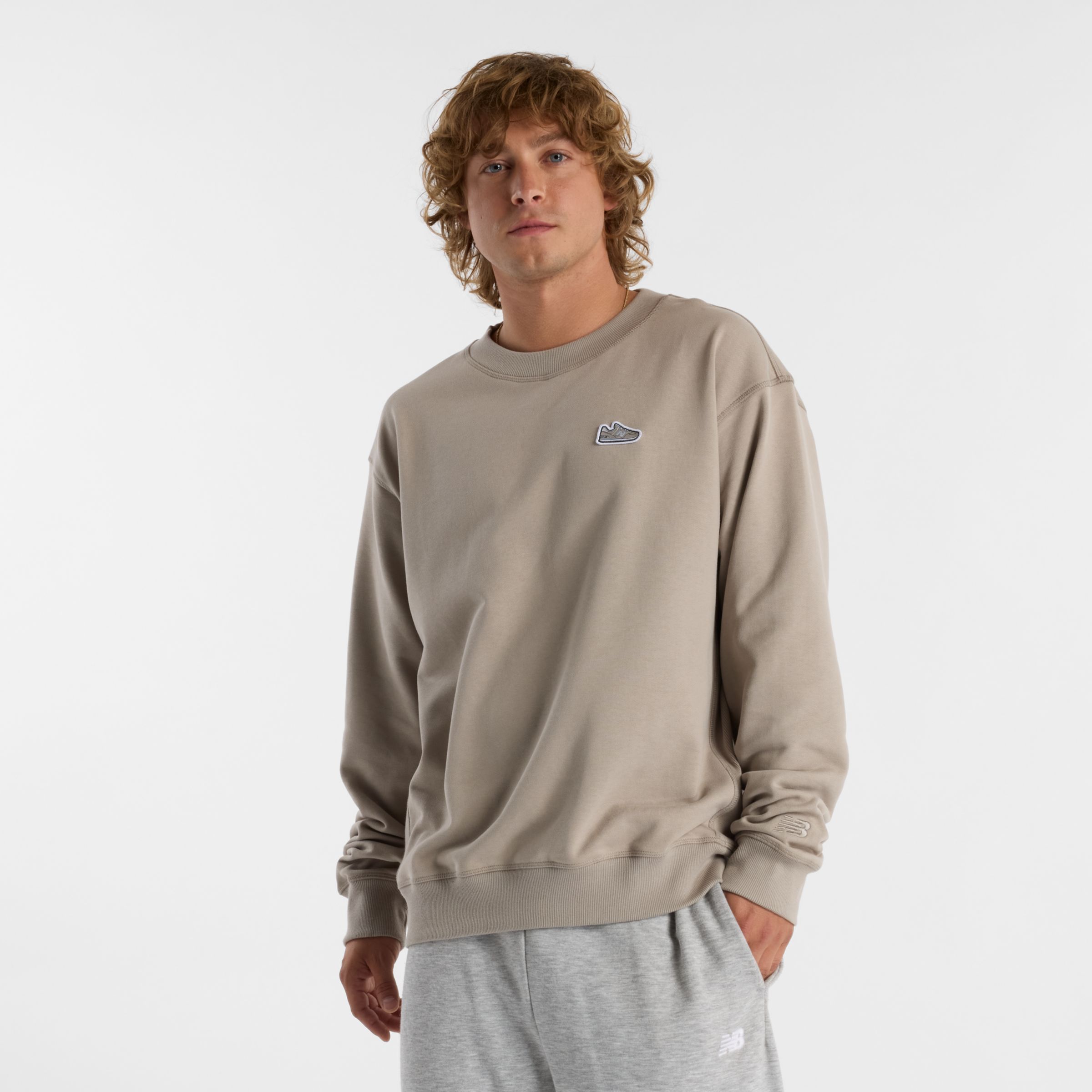 New Balance Men's Athletics 574 Patch Crew in Beige Cotton Fleece, size X-Large
