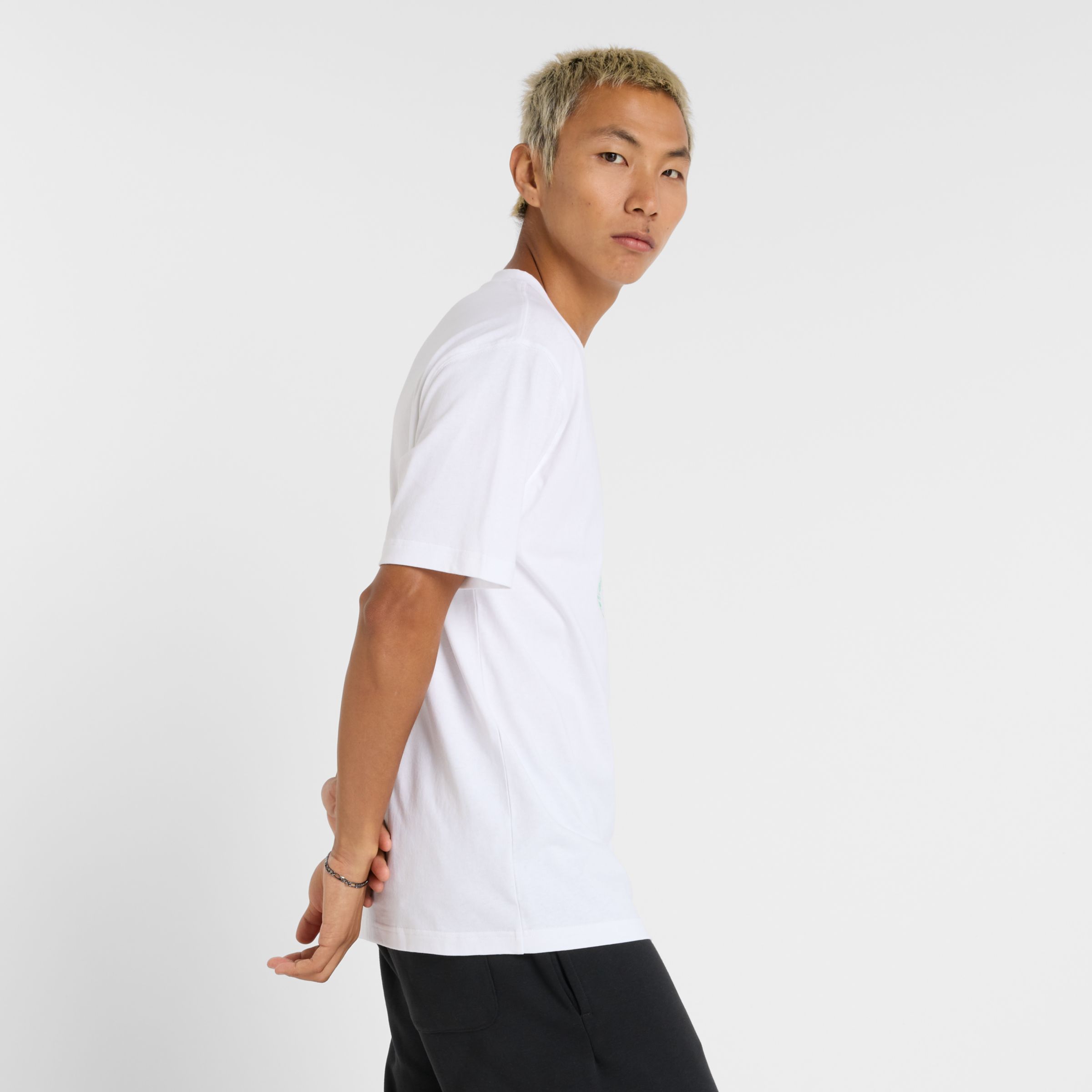 Debut Statue T-Shirt