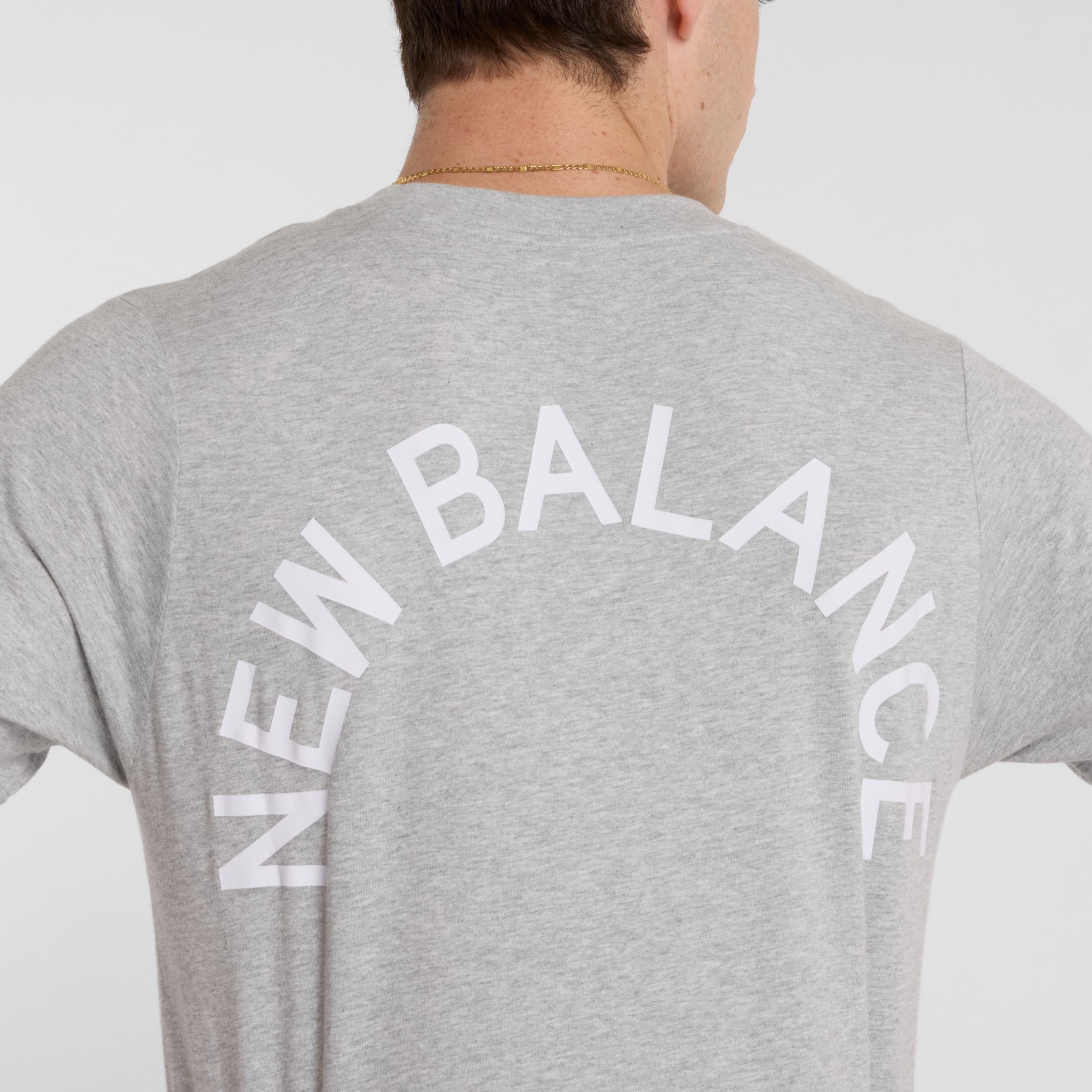 Sport Arch Graphic 圓領上衣