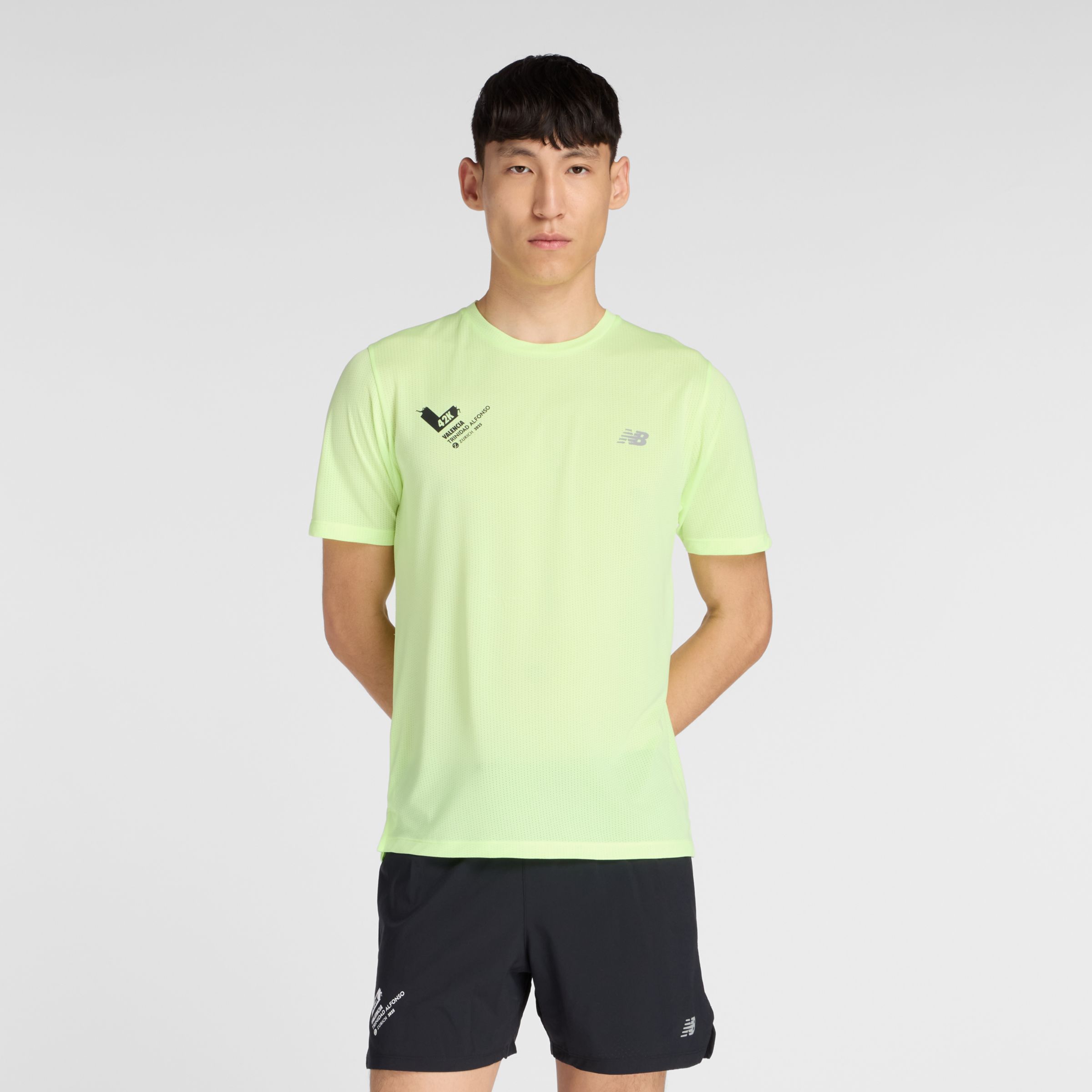 New Balance  Män Valencia Marathon Athletics T-Shirt i Gul Poly Sticka