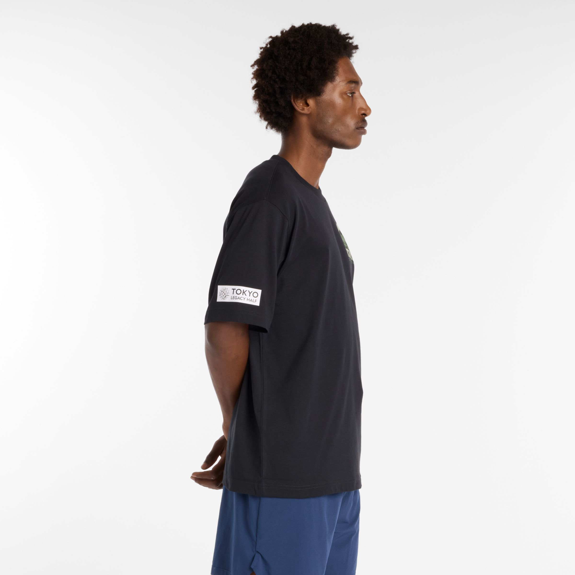Tokyo Legacy Half グラフィック ショートスリーブTシャツ