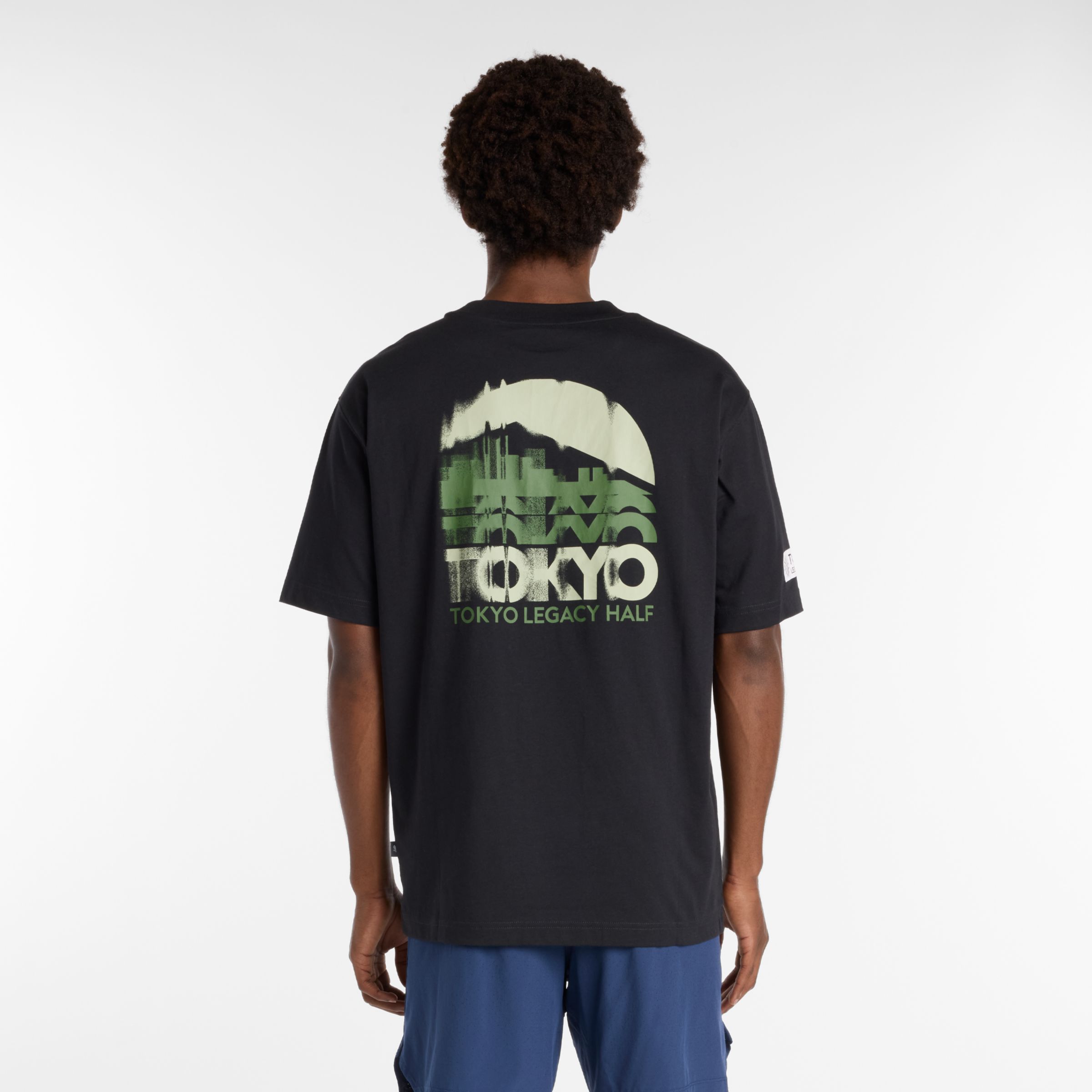 Tokyo Legacy Half グラフィック ショートスリーブTシャツ