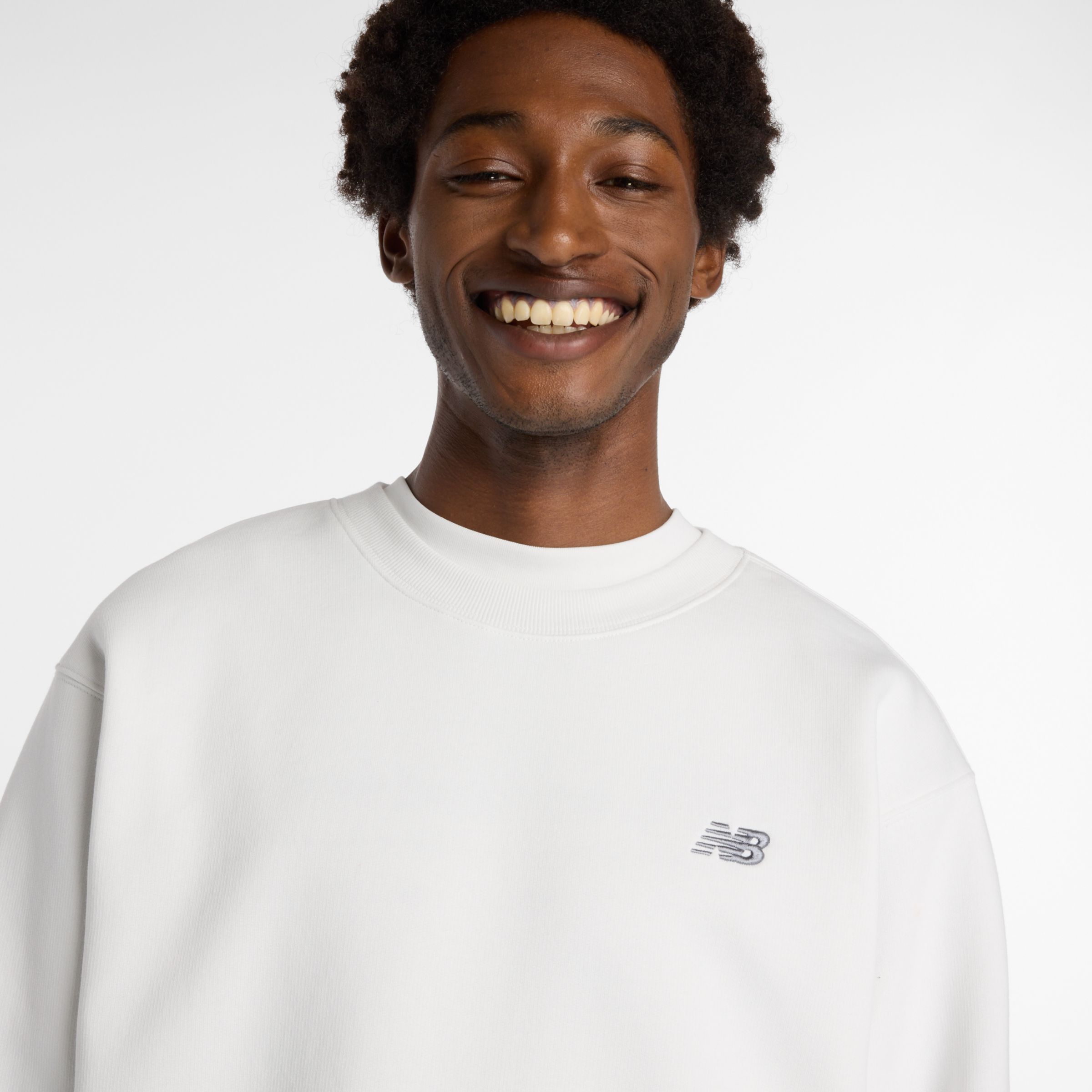 Linear Graphic Fleece Crew
