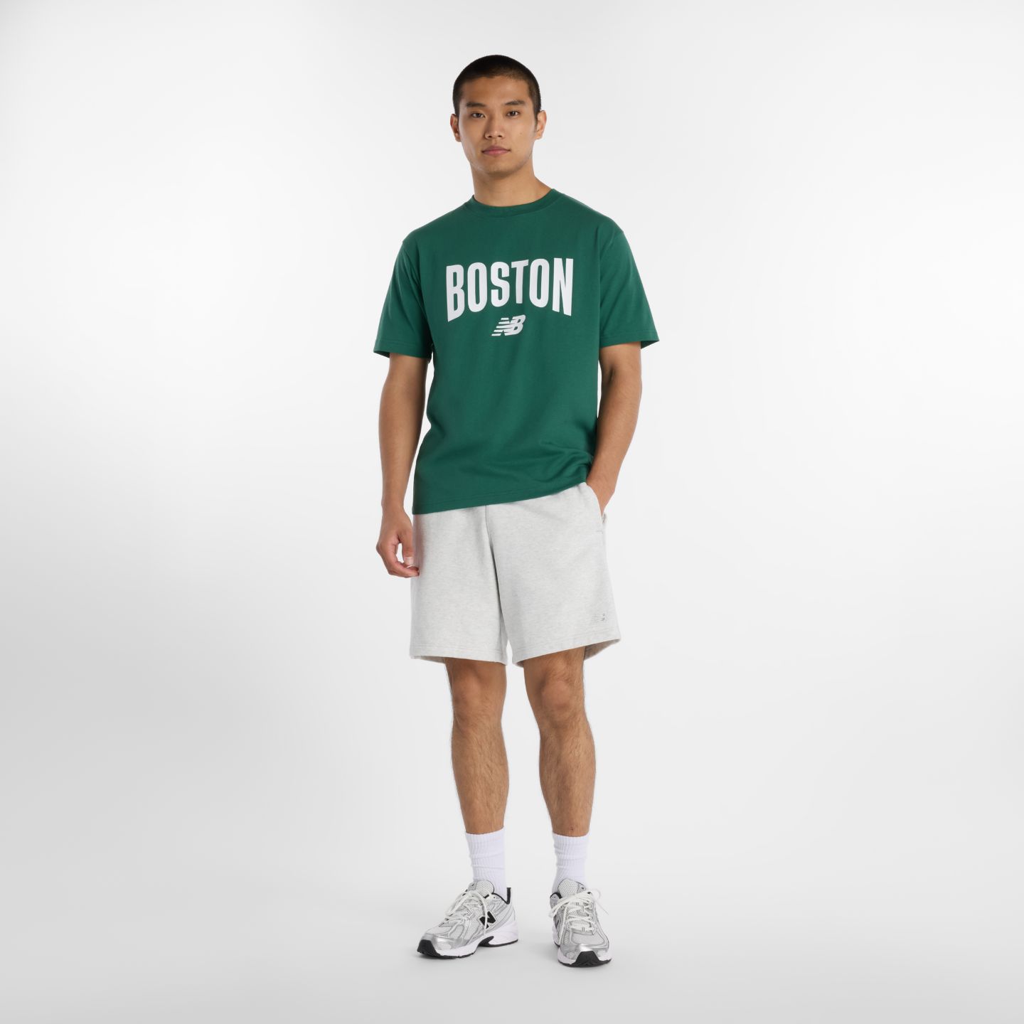 Мужская футболка New Balance Boston City, цвет: Тёмно-зелёный — фото 2