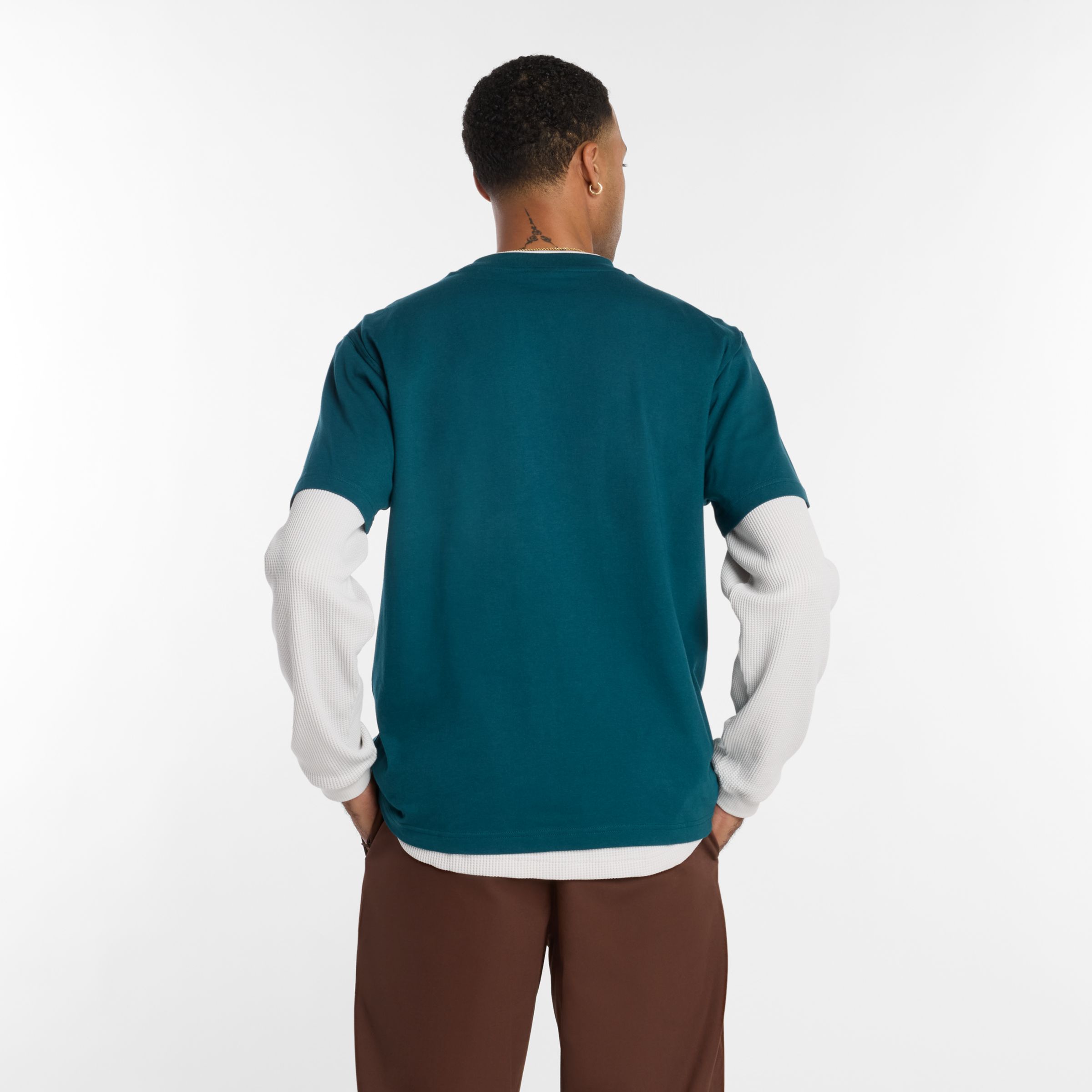 ヌメリックリニアロゴTシャツ