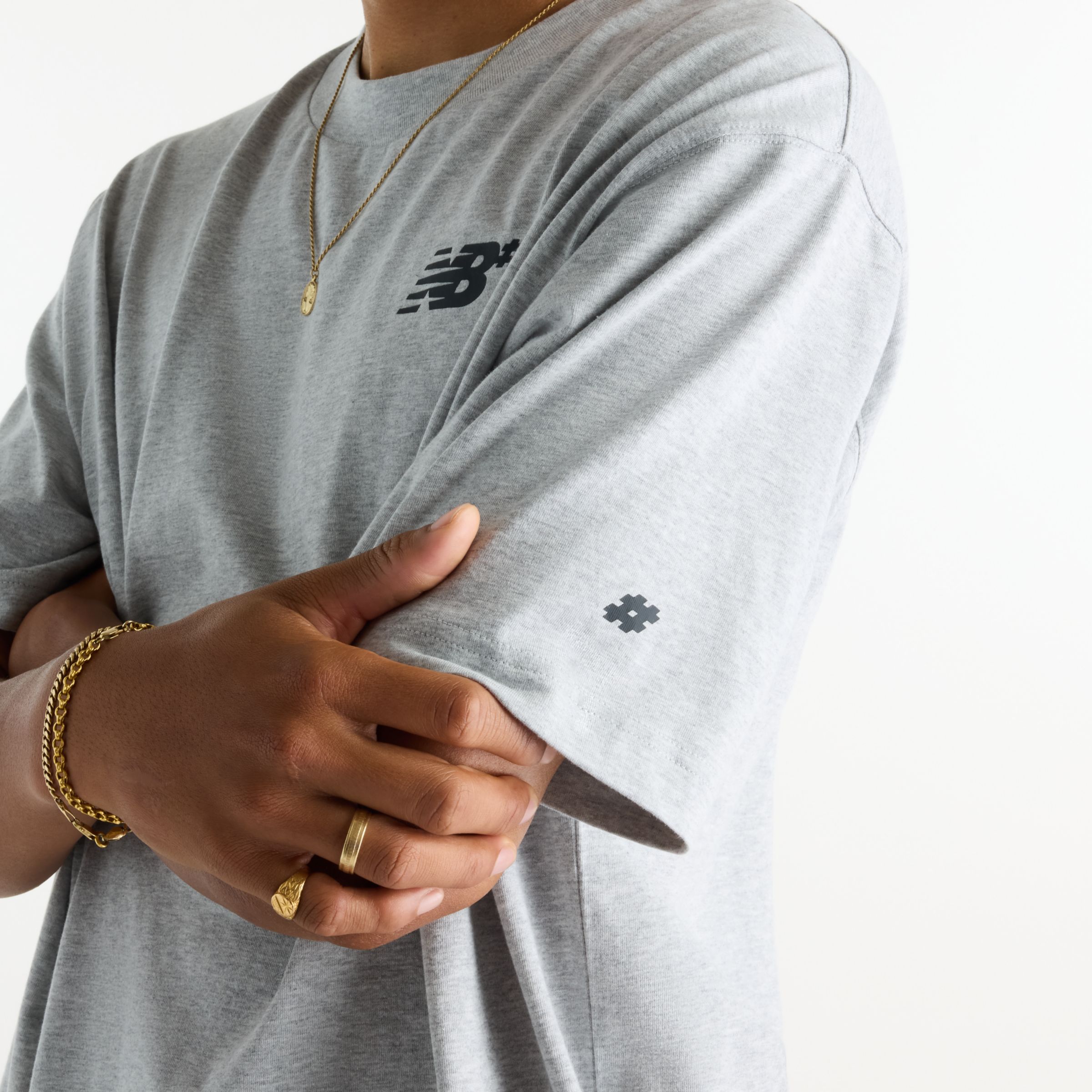Numeric Small ロゴ T-Shirt