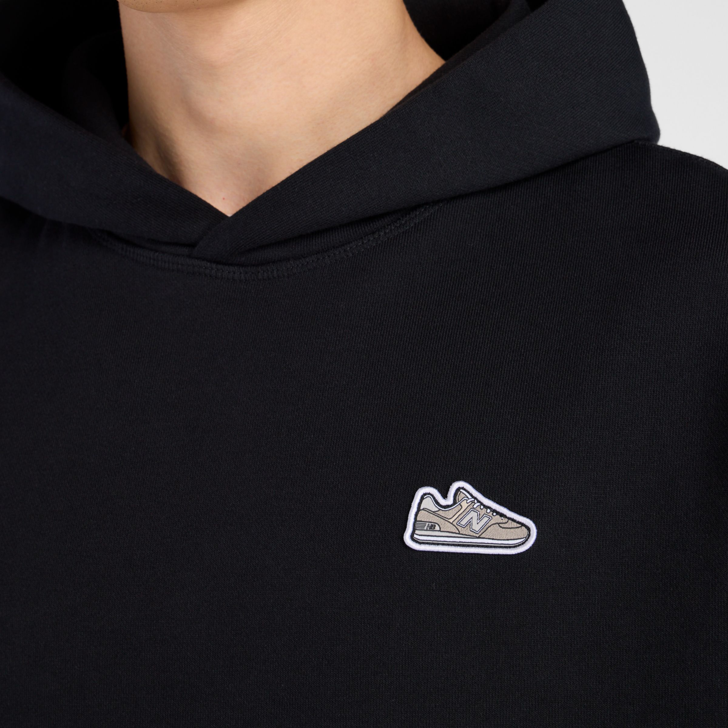 574 シューパッチフーディ