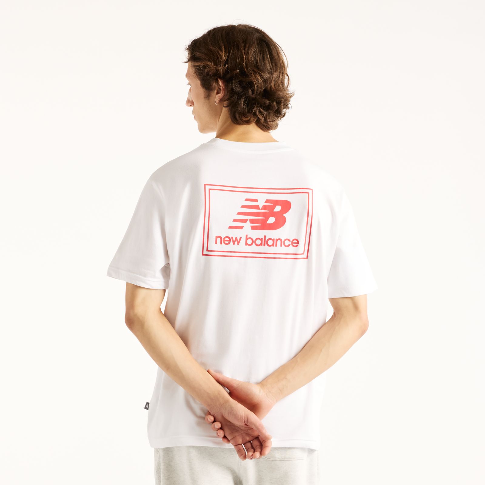 Мужские футболки New Balance Woven Label T-Shirt — фото 2