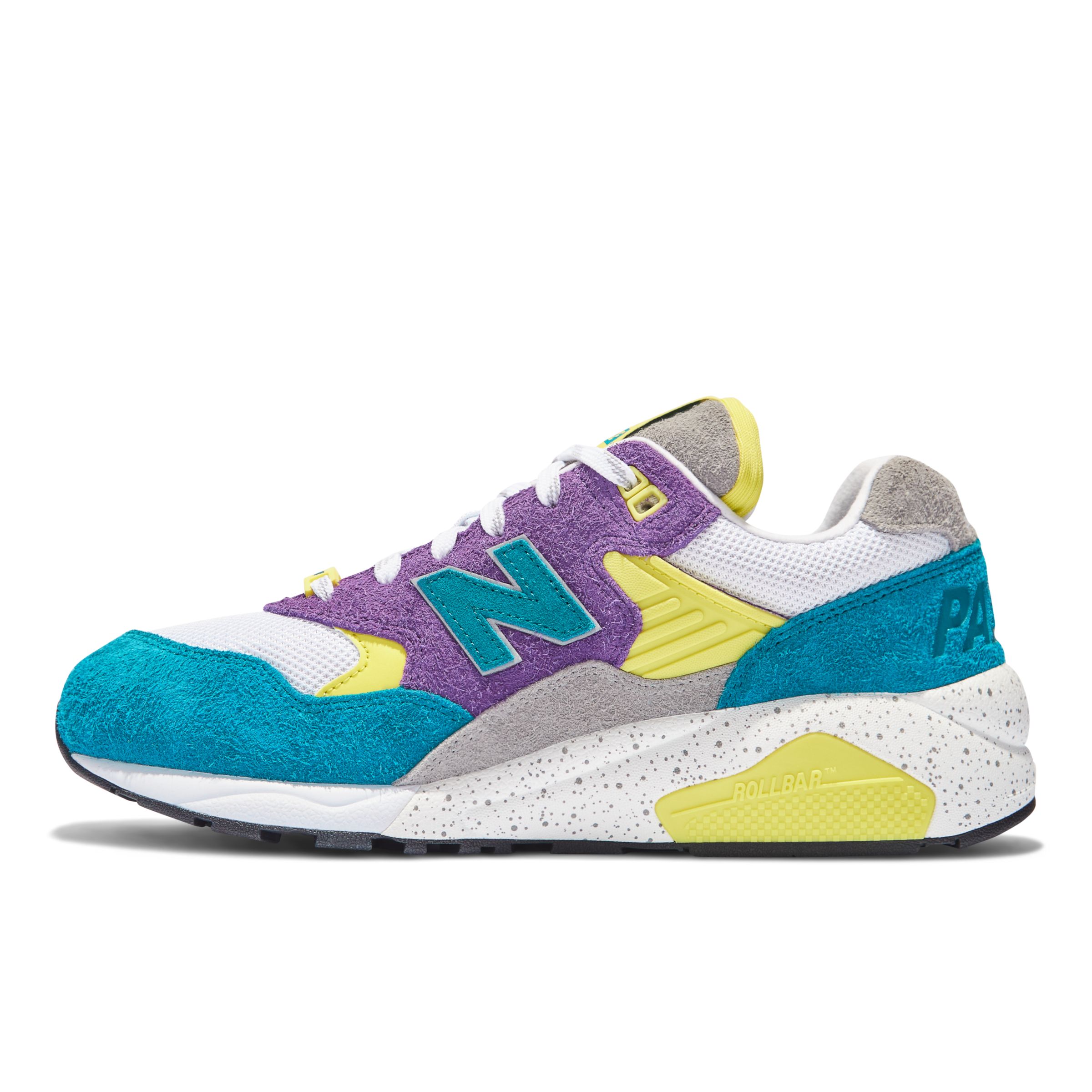 new balance 580 fluo Cinosural International School