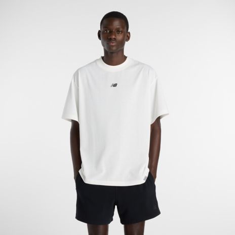 グラフィックTシャツ