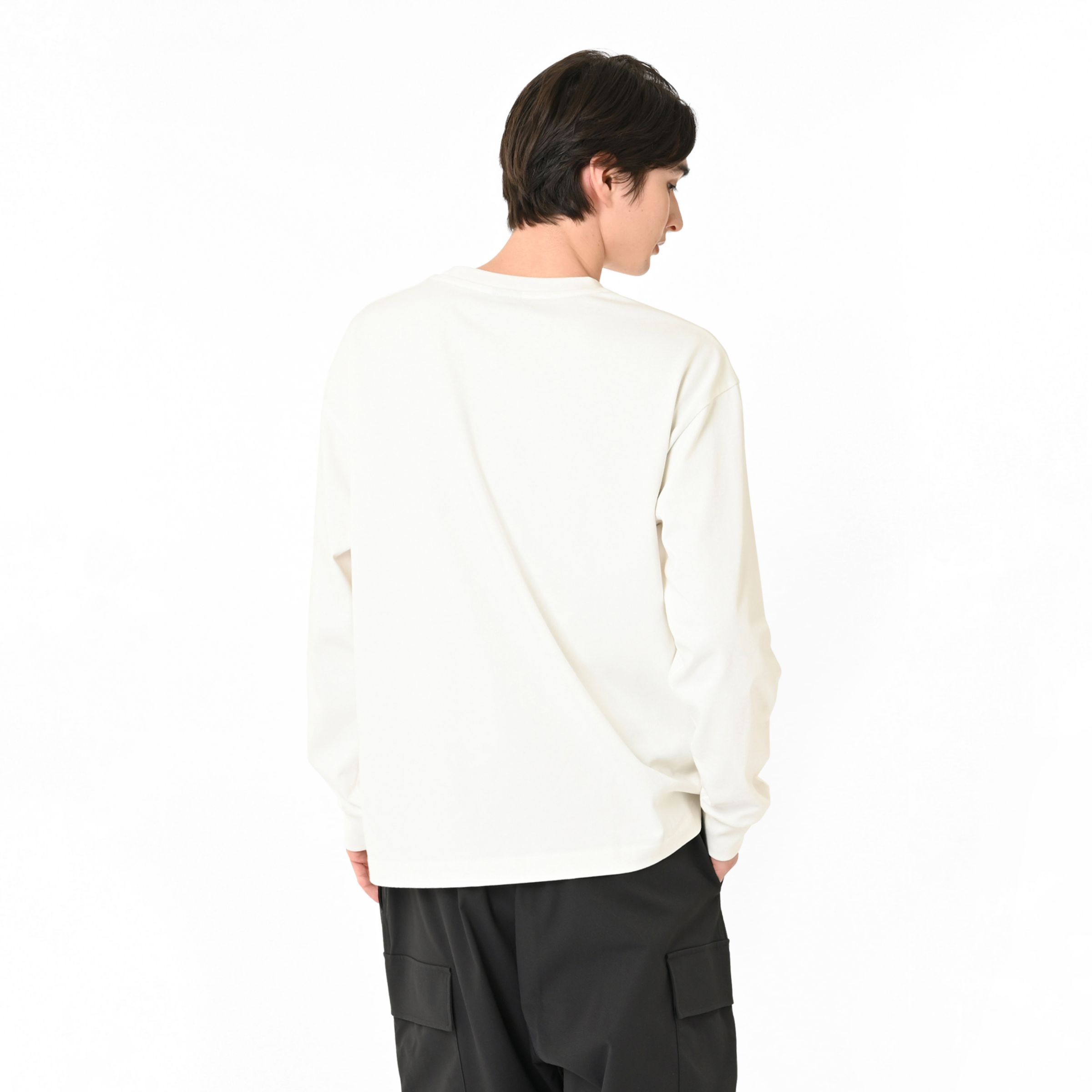 エンブロイダリードNBロングスリーブTシャツ