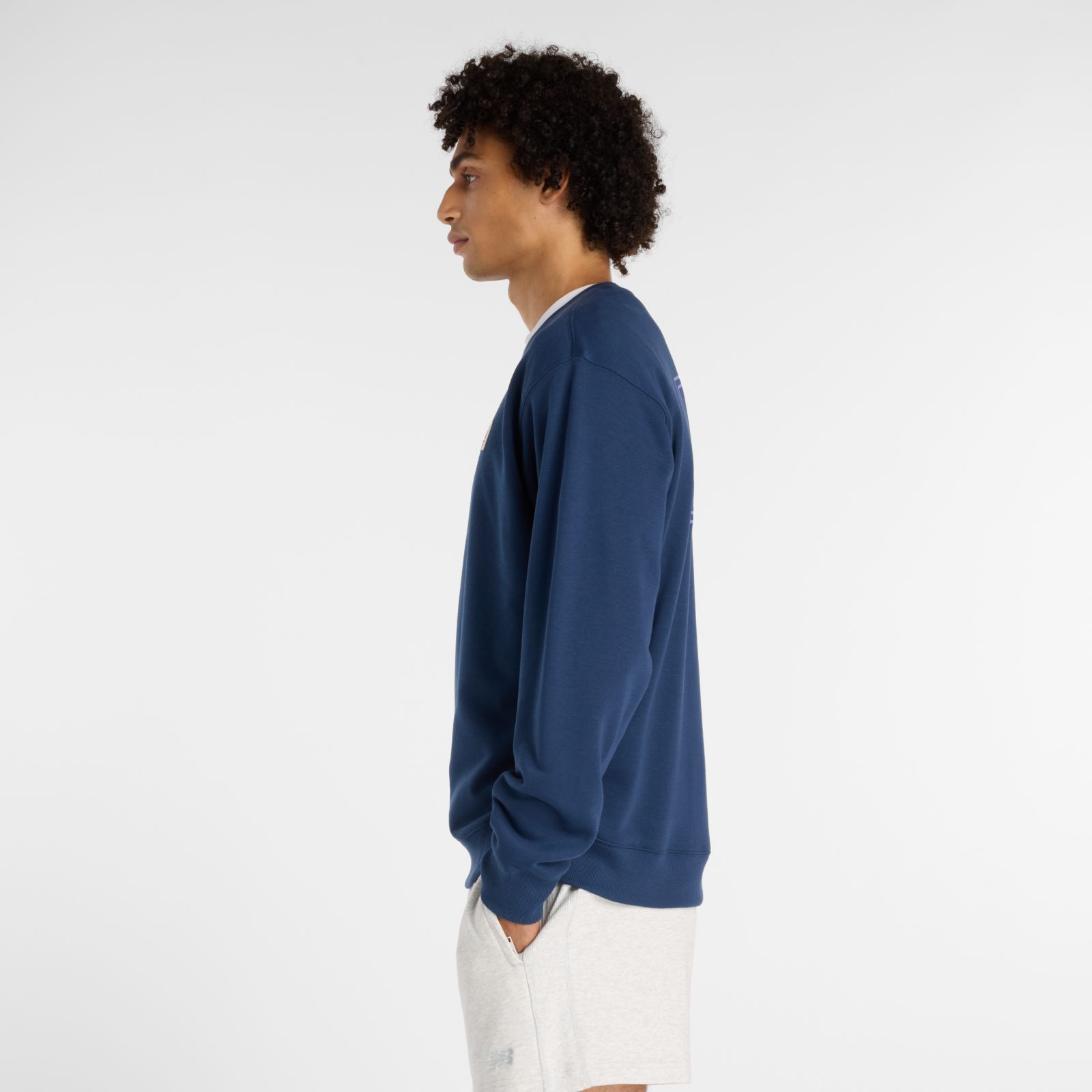 Мужские худи New Balance Woven Label Crew — фото 3