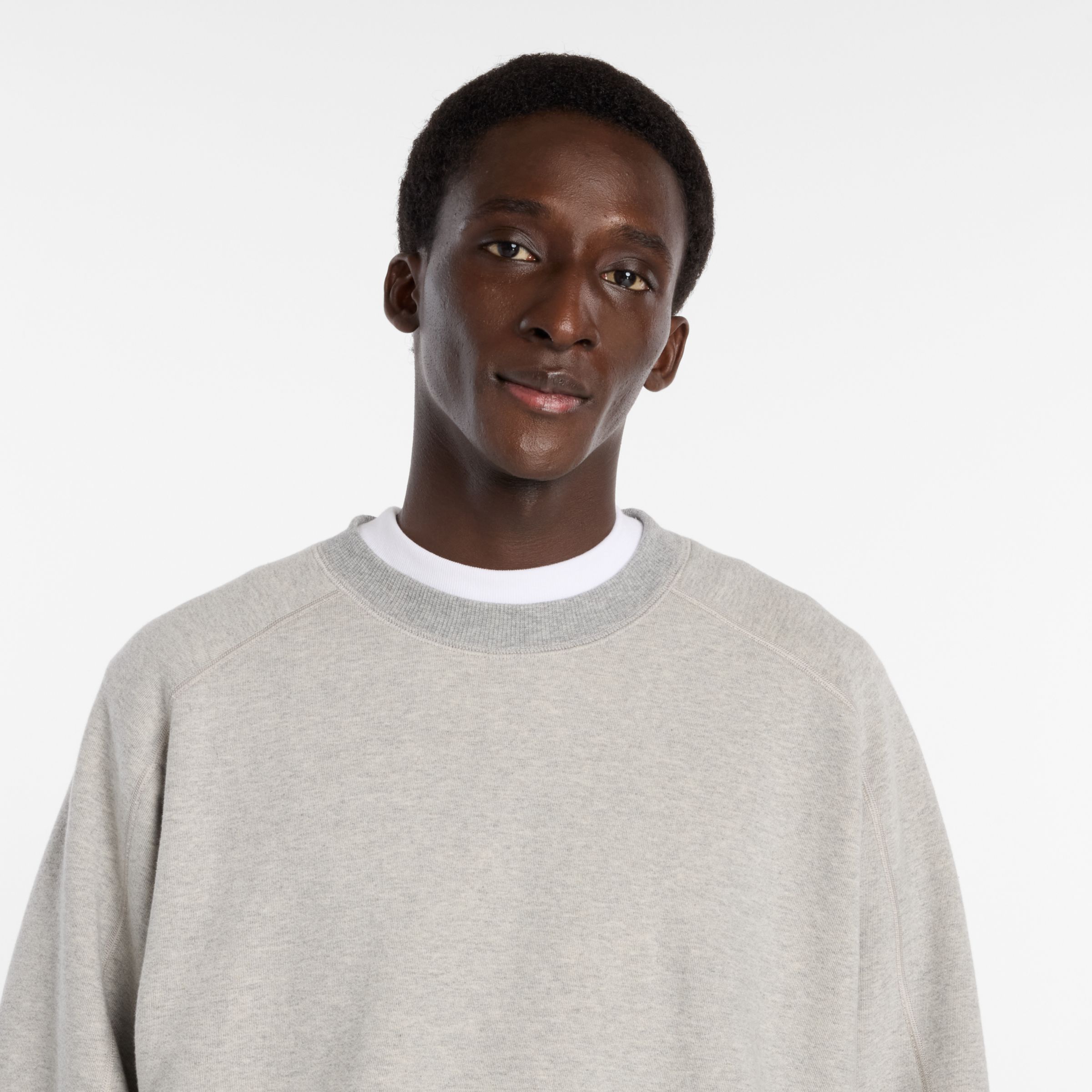 NB GREY オーバーサイズクルーネック