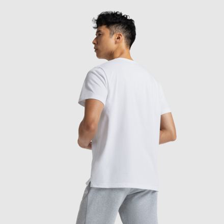 Klutch Athletics Versatile T-Shirt