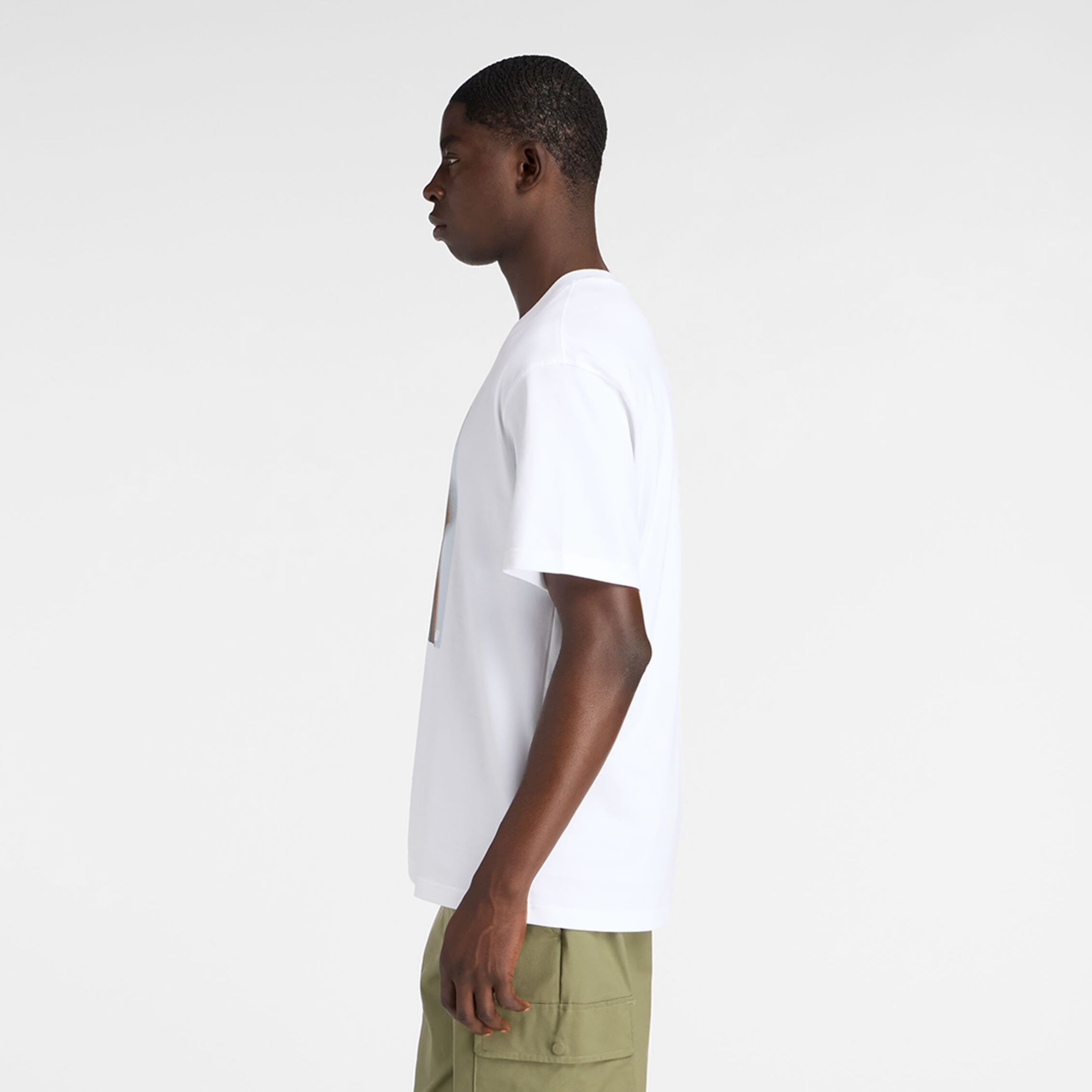 NB Grey Photo T-shirt Brown