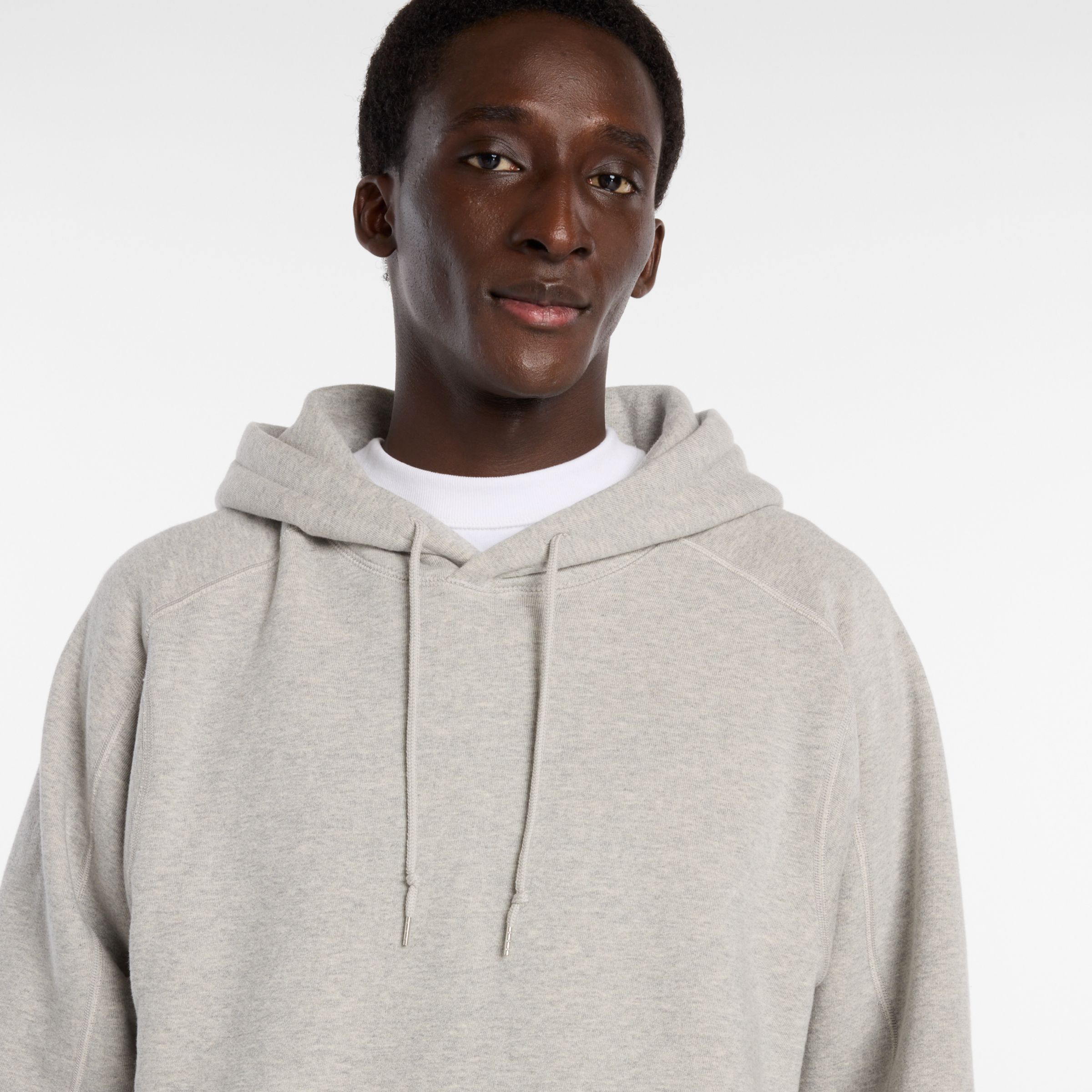NB GREY レギュラーフィットフーディ