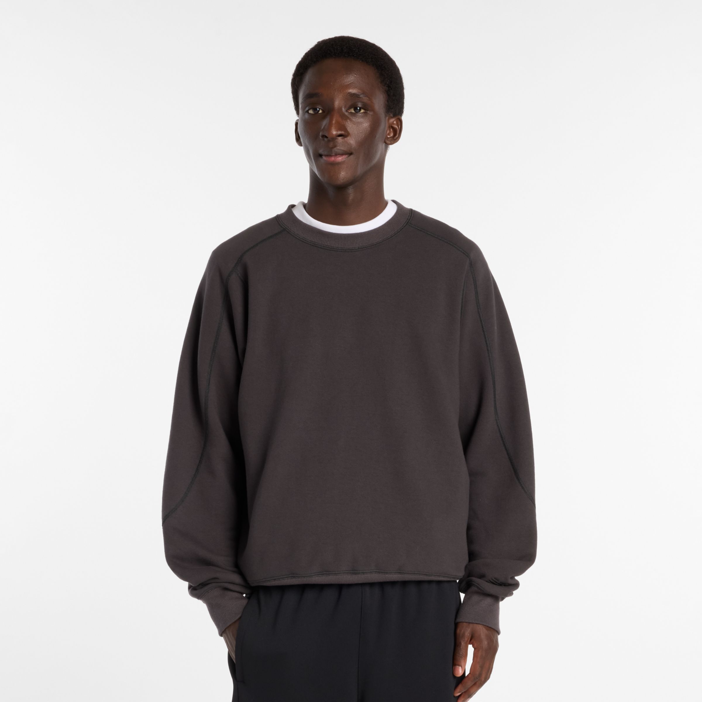 NB GREY レギュラーフィットクルーネック