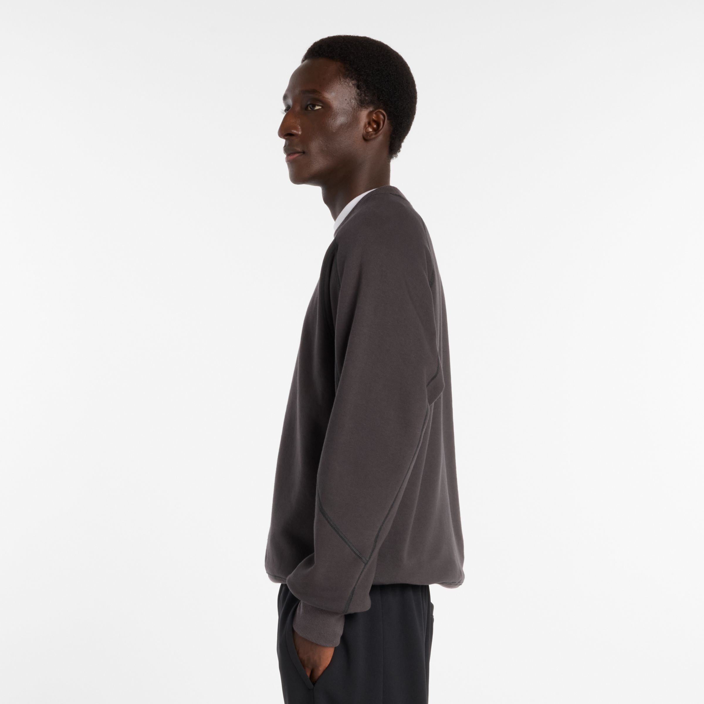 NB GREY レギュラーフィットクルーネック