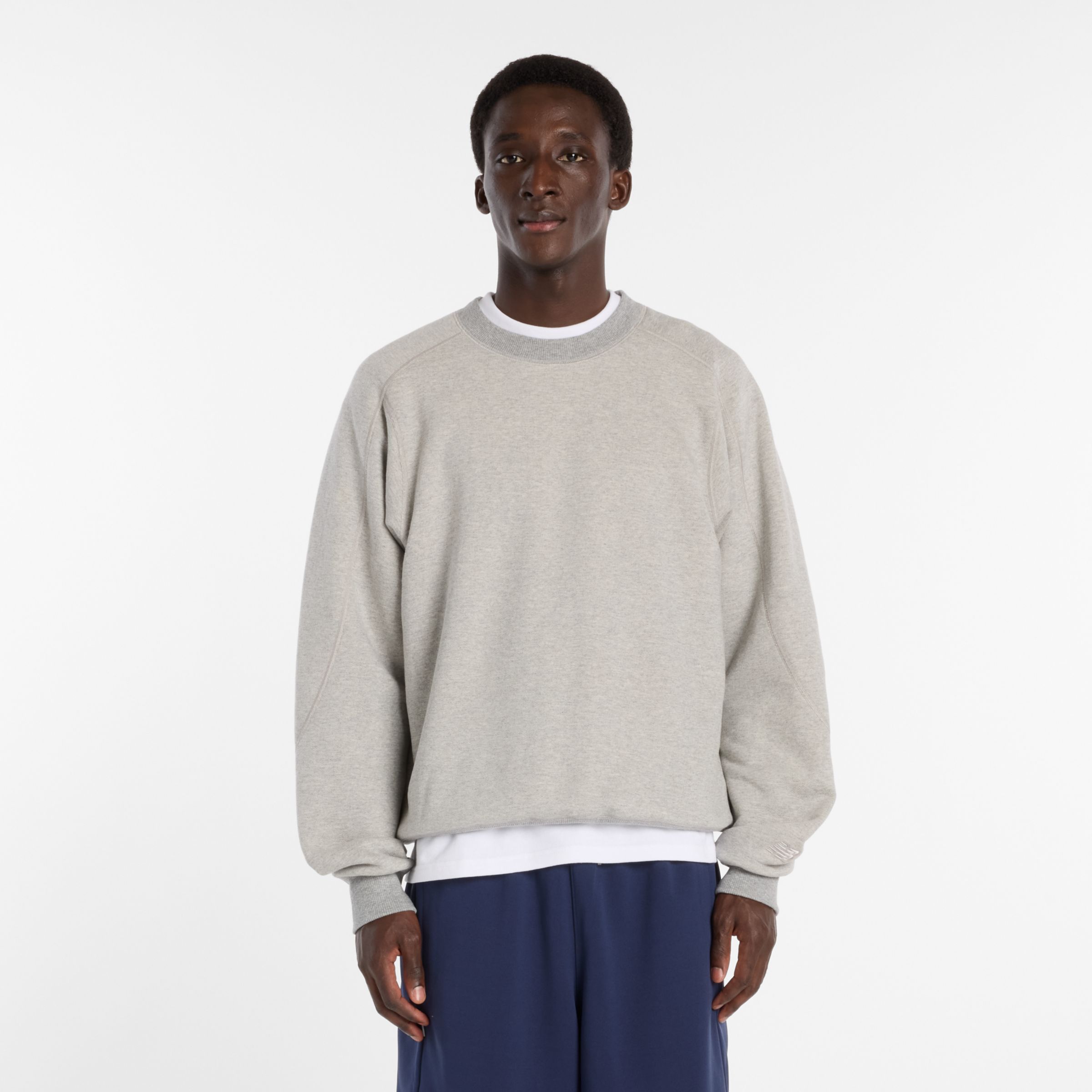 NB GREY レギュラーフィットクルーネック