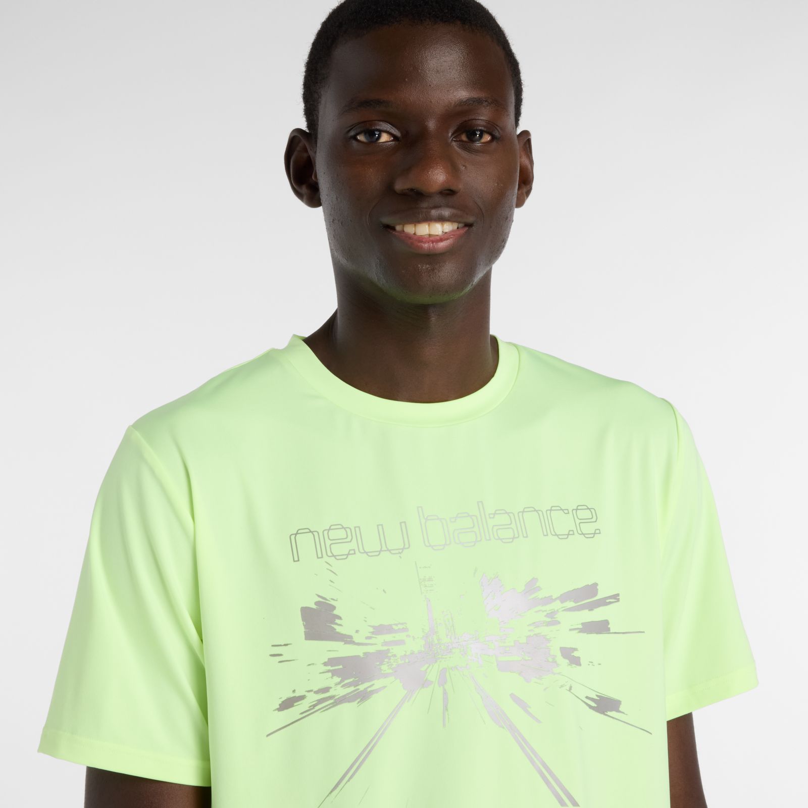 Мужские футболки New Balance Reflective City Poly T-Shirt — фото 2