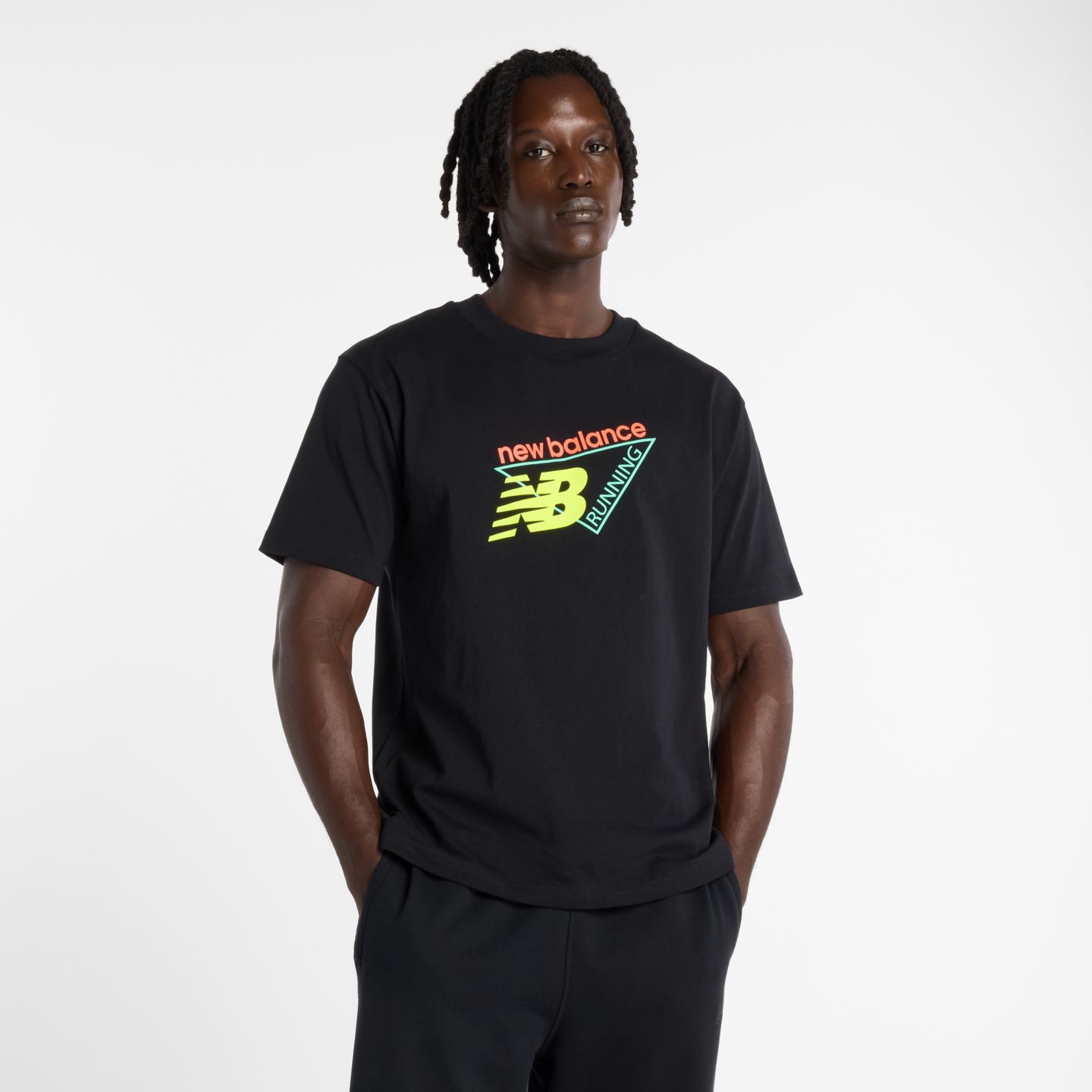 Мужская футболка New Balance Classic Tri-Logo, цвет: Чёрный — фото 1