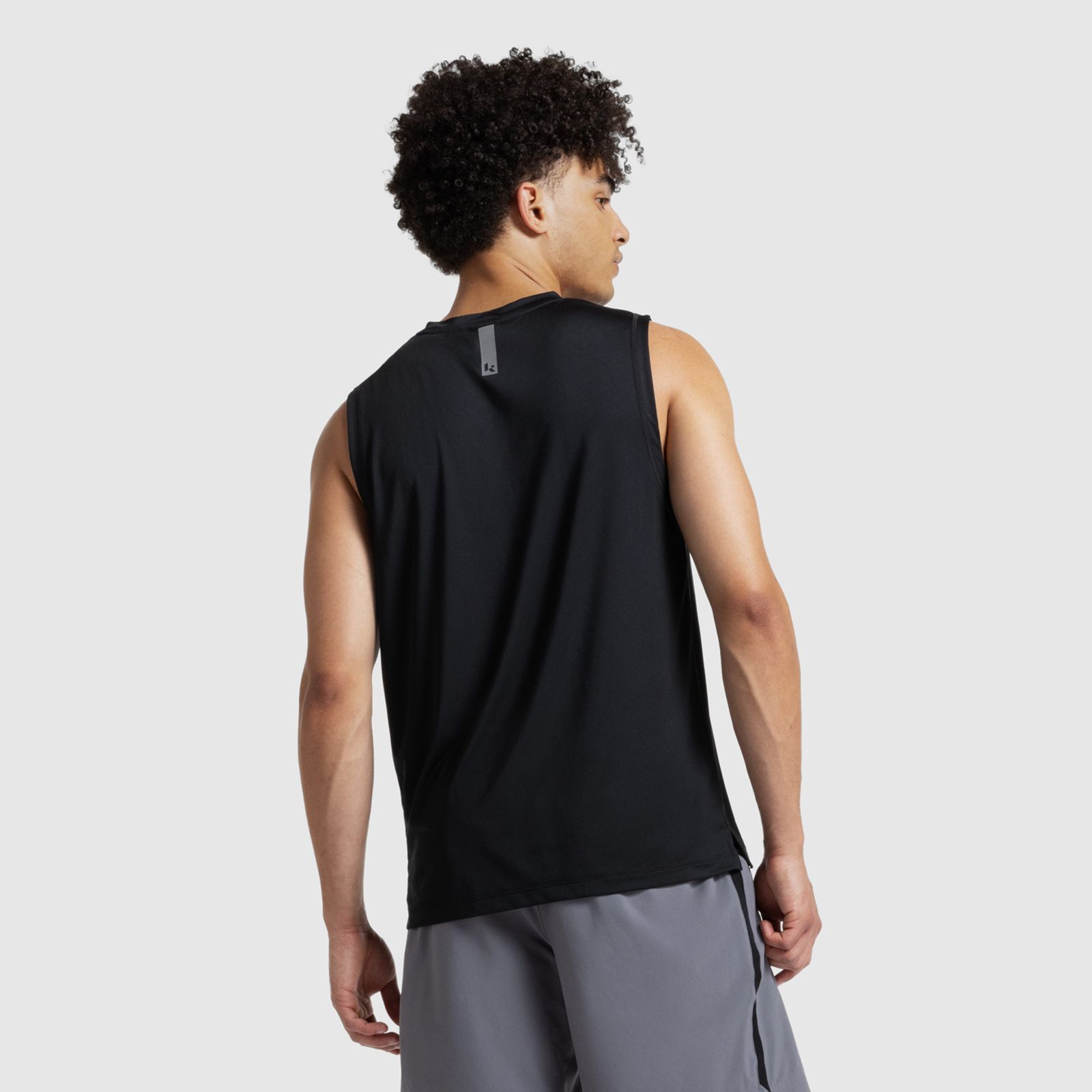 Мужские кроссовки New Balance Klutch Athletics Performance Tank — фото 2