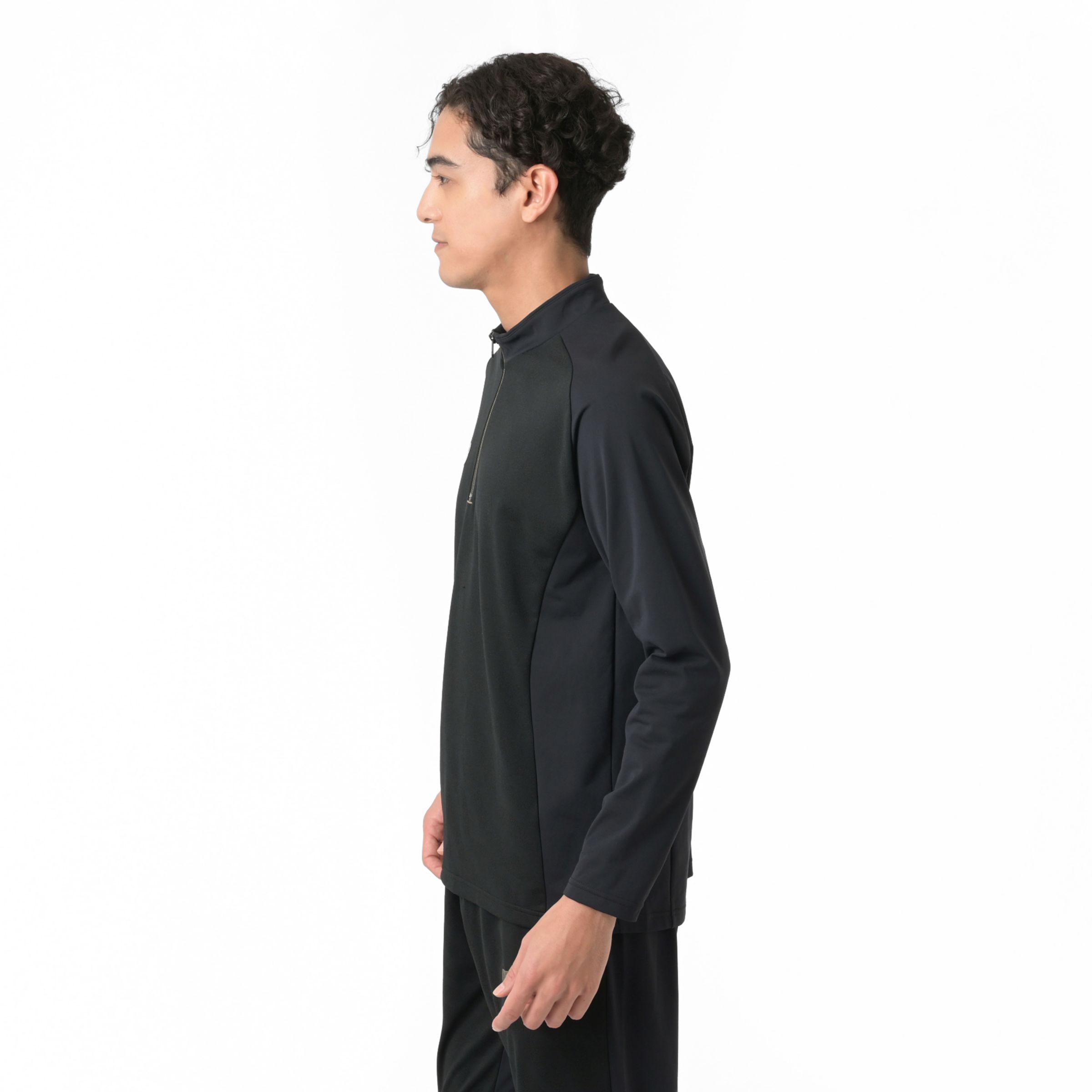 Blackout ストレッチニットハーフジップトップ