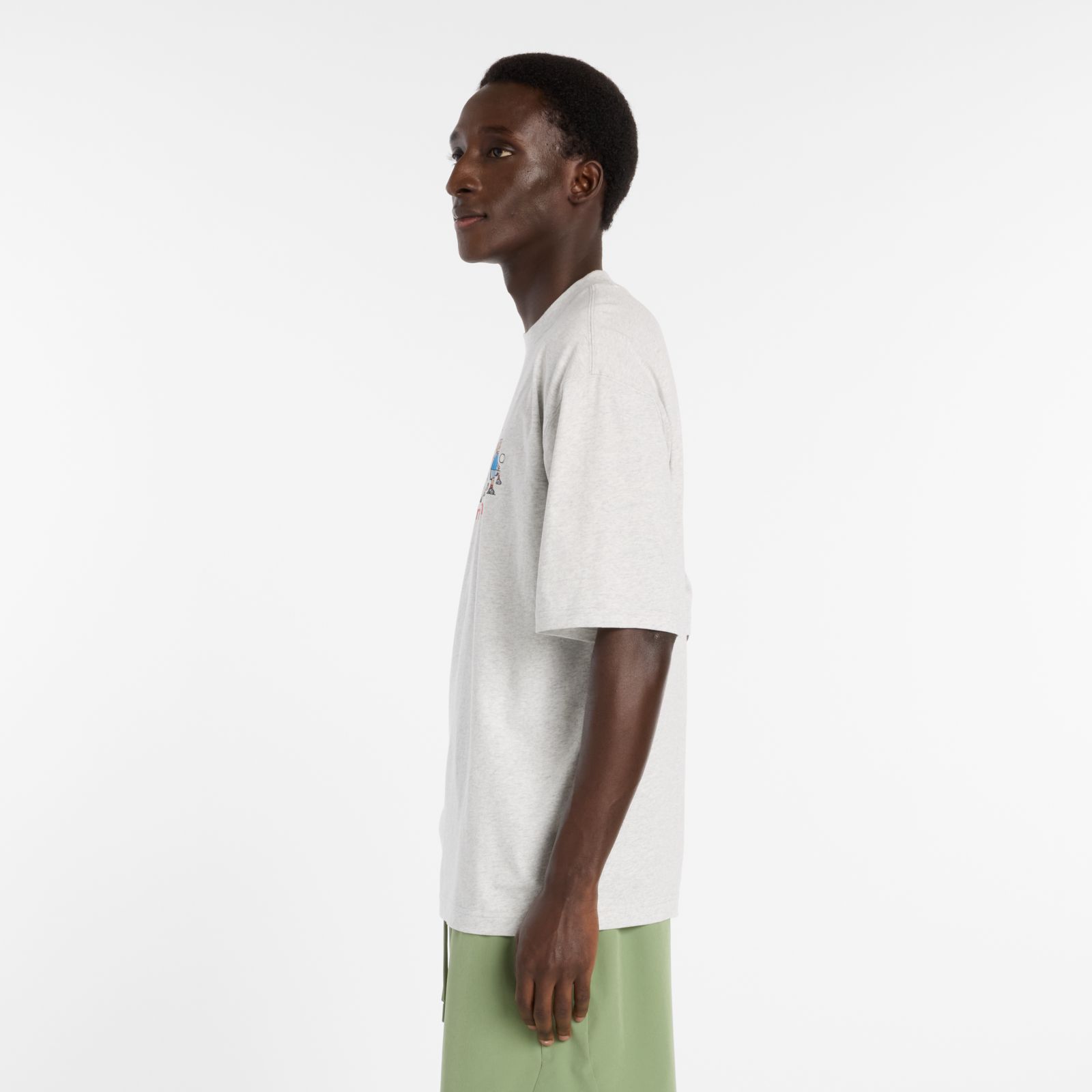 Мужские футболки New Balance Ghica Line Up Oversized T-shirt — фото 4