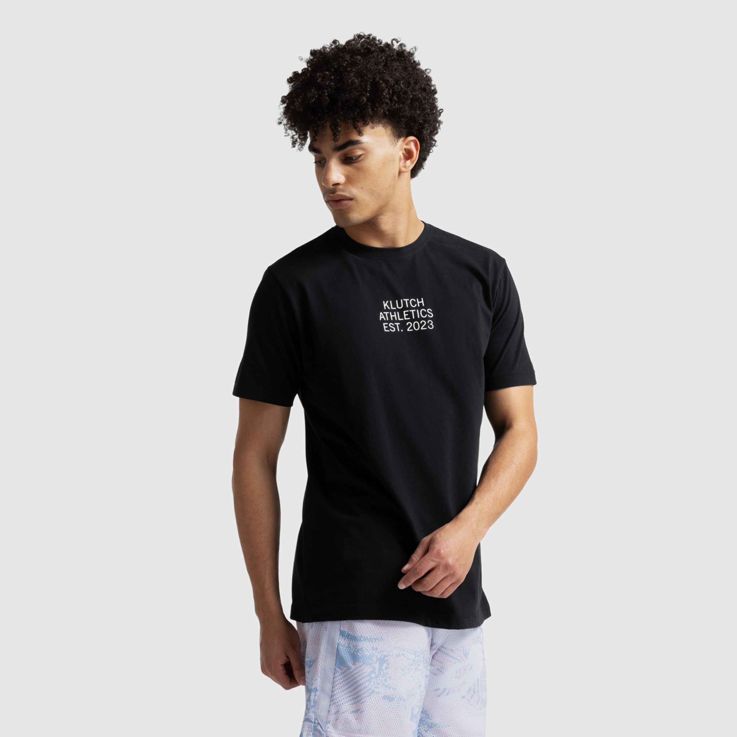 Klutch X NBバーサタイルグラフィックTシャツ