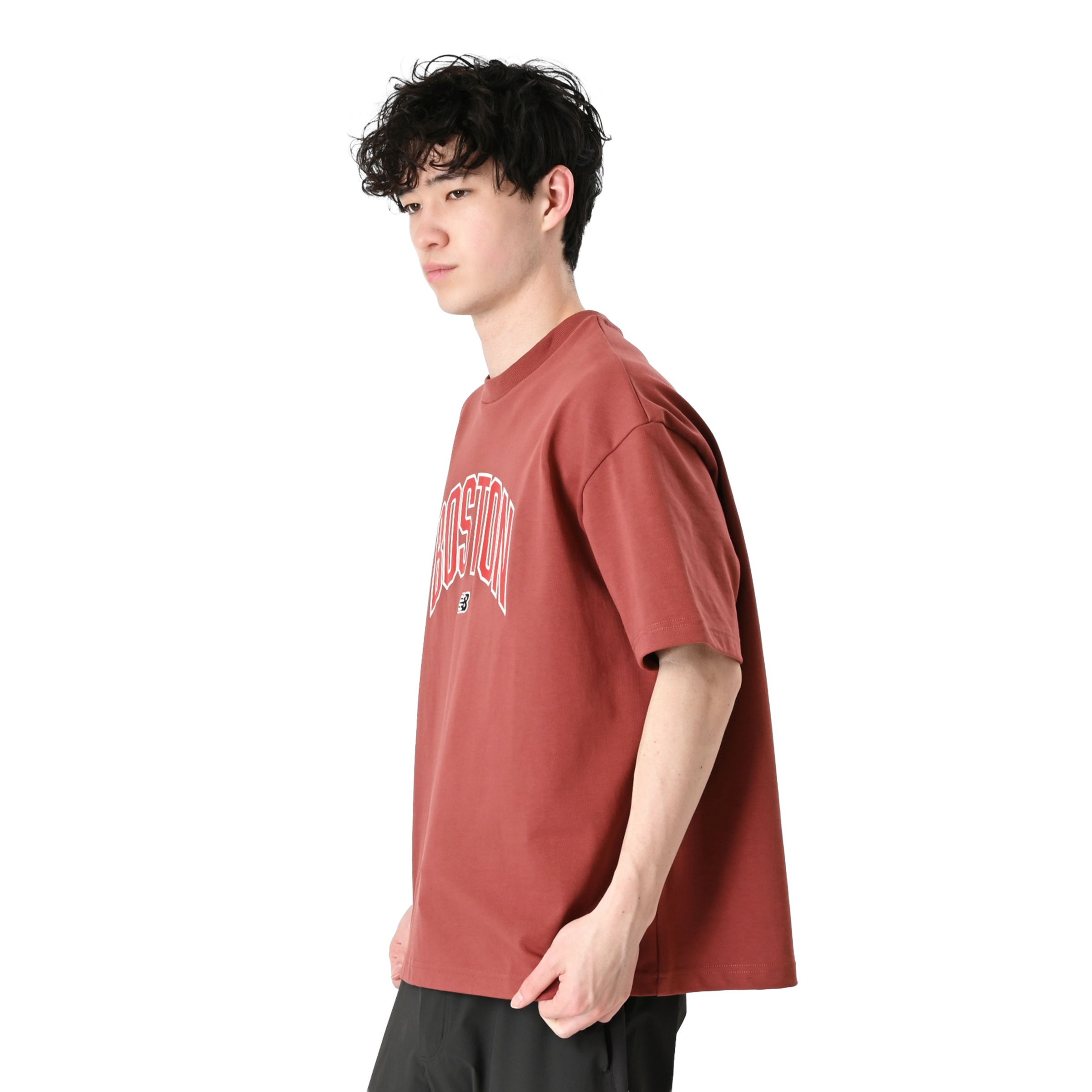 エンブロイダリードNBショートスリーブTシャツ