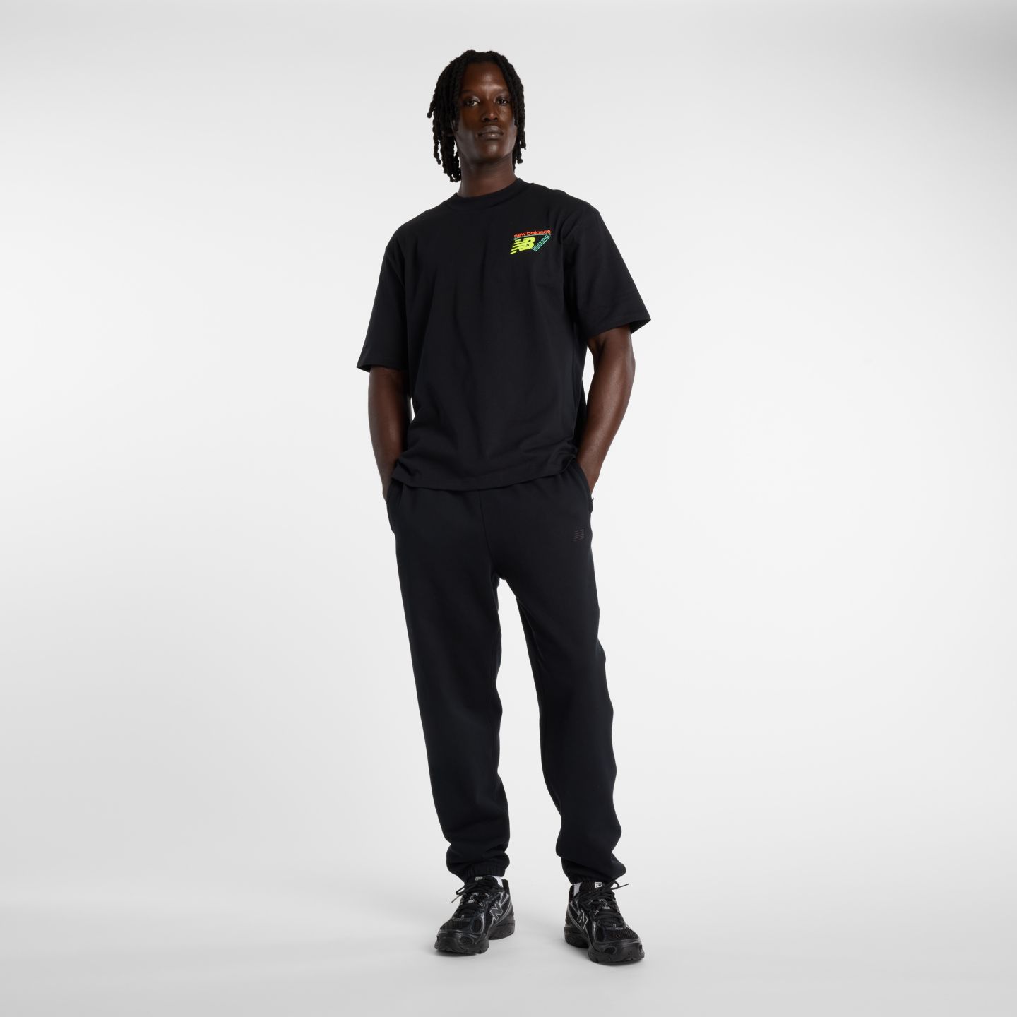 Мужская футболка New Balance Classic Tri-Logo Heat Map, цвет: Чёрный — фото 3